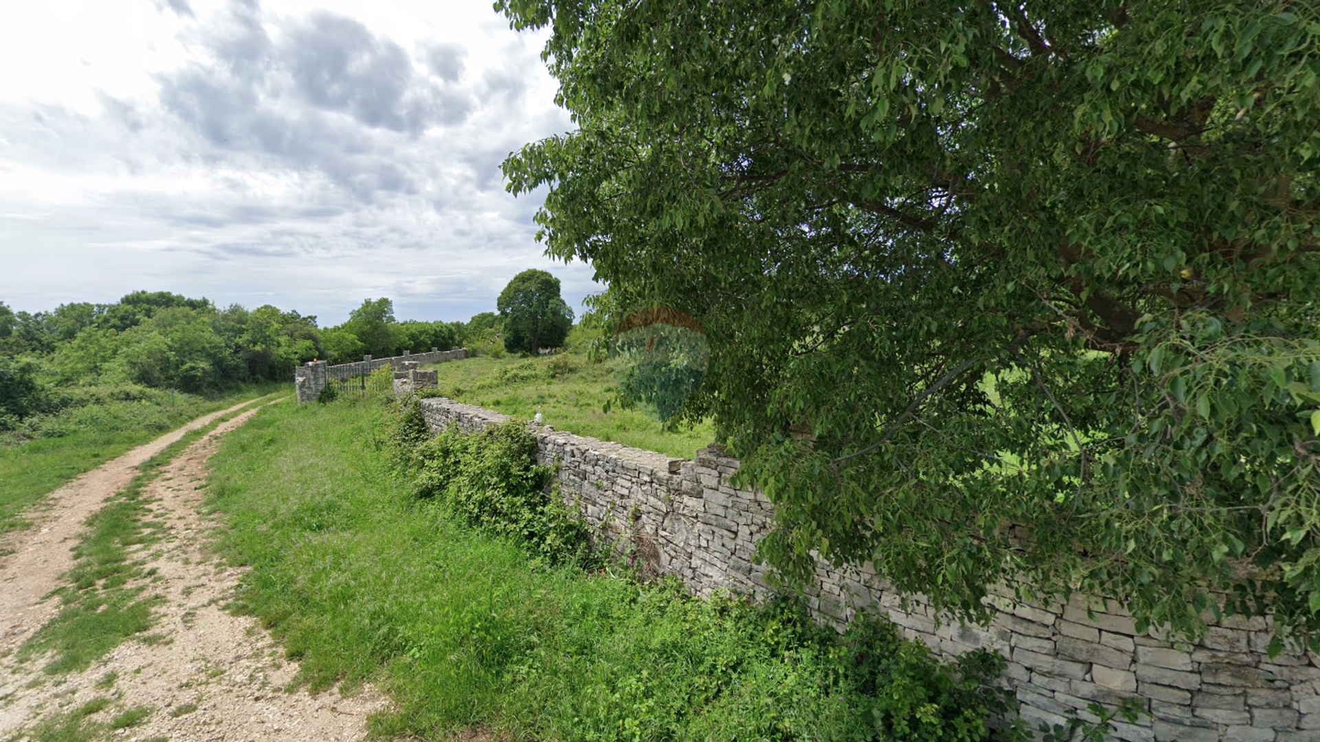 Land im Kanfanar, Istarska Zupanija 12873820