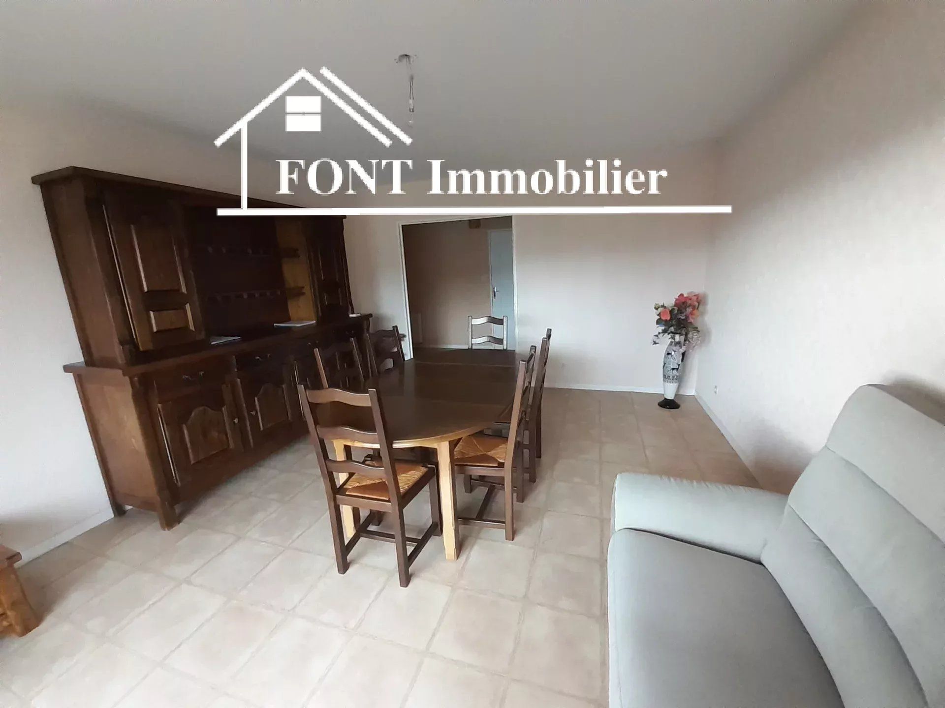 Condominio nel Saint-Chamond, Auvergne-Rhone-Alpes 12873875