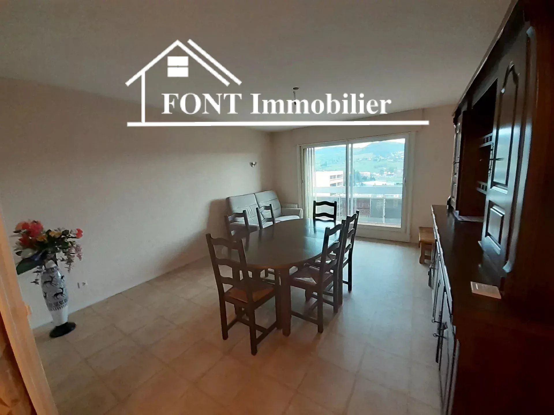 Condominio nel Saint-Chamond, Auvergne-Rhone-Alpes 12873875