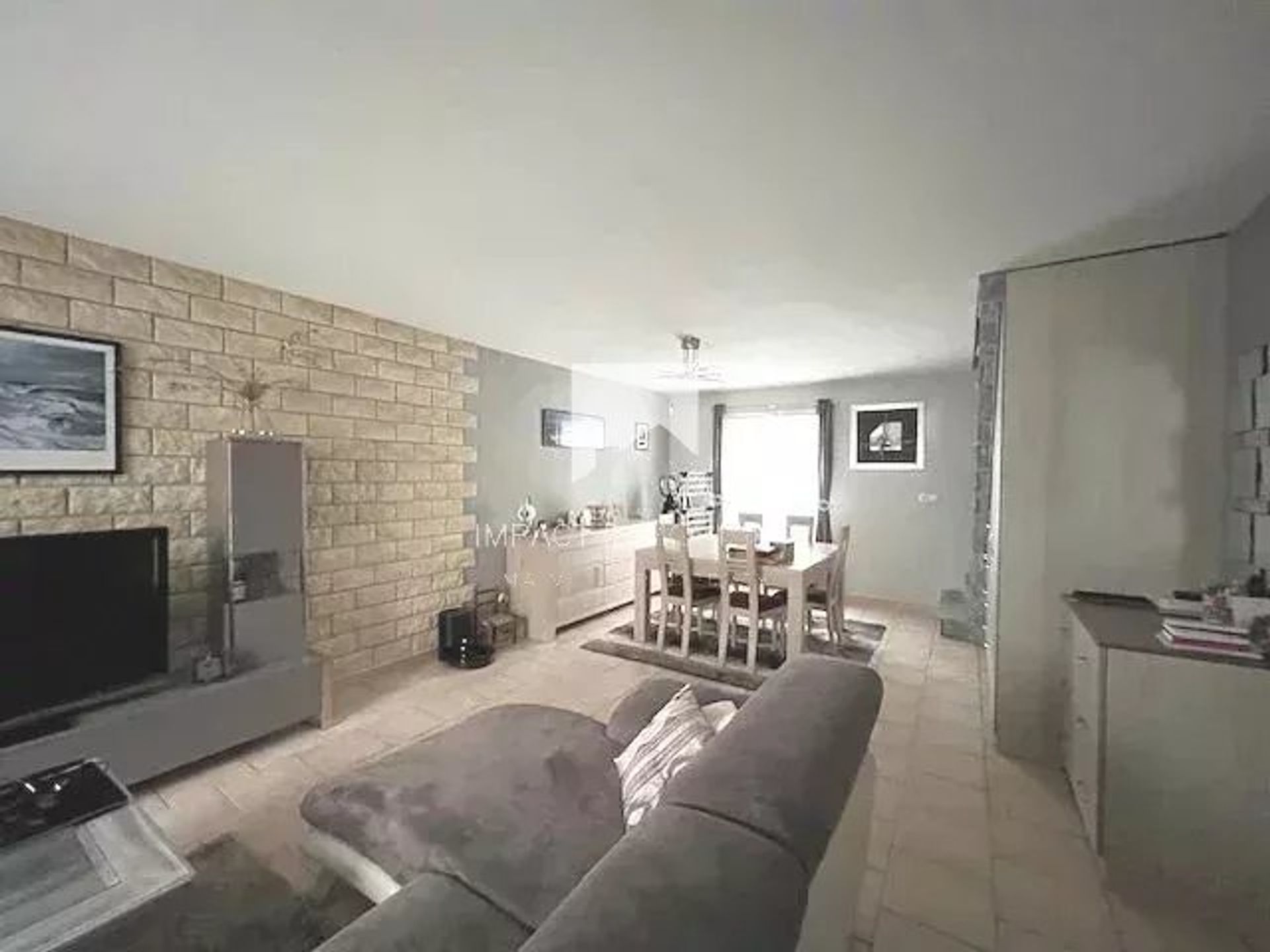 سكني في La Crau, Var 12873927