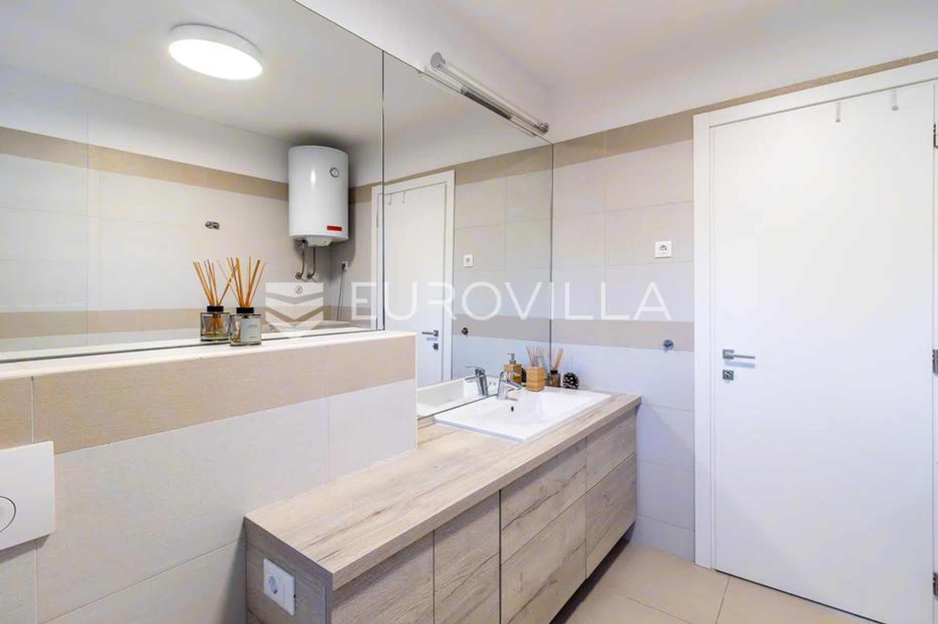 Condominio nel Rijeka, Primorsko-goranska županija 12874528