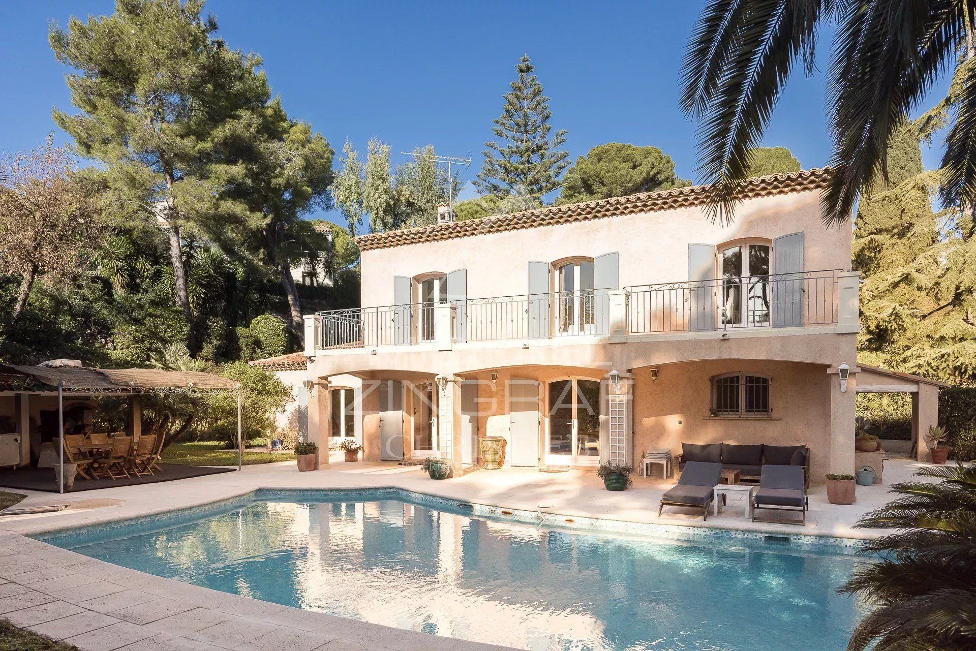 Residencial en Antibes, Alpes-Maritimes 12874862