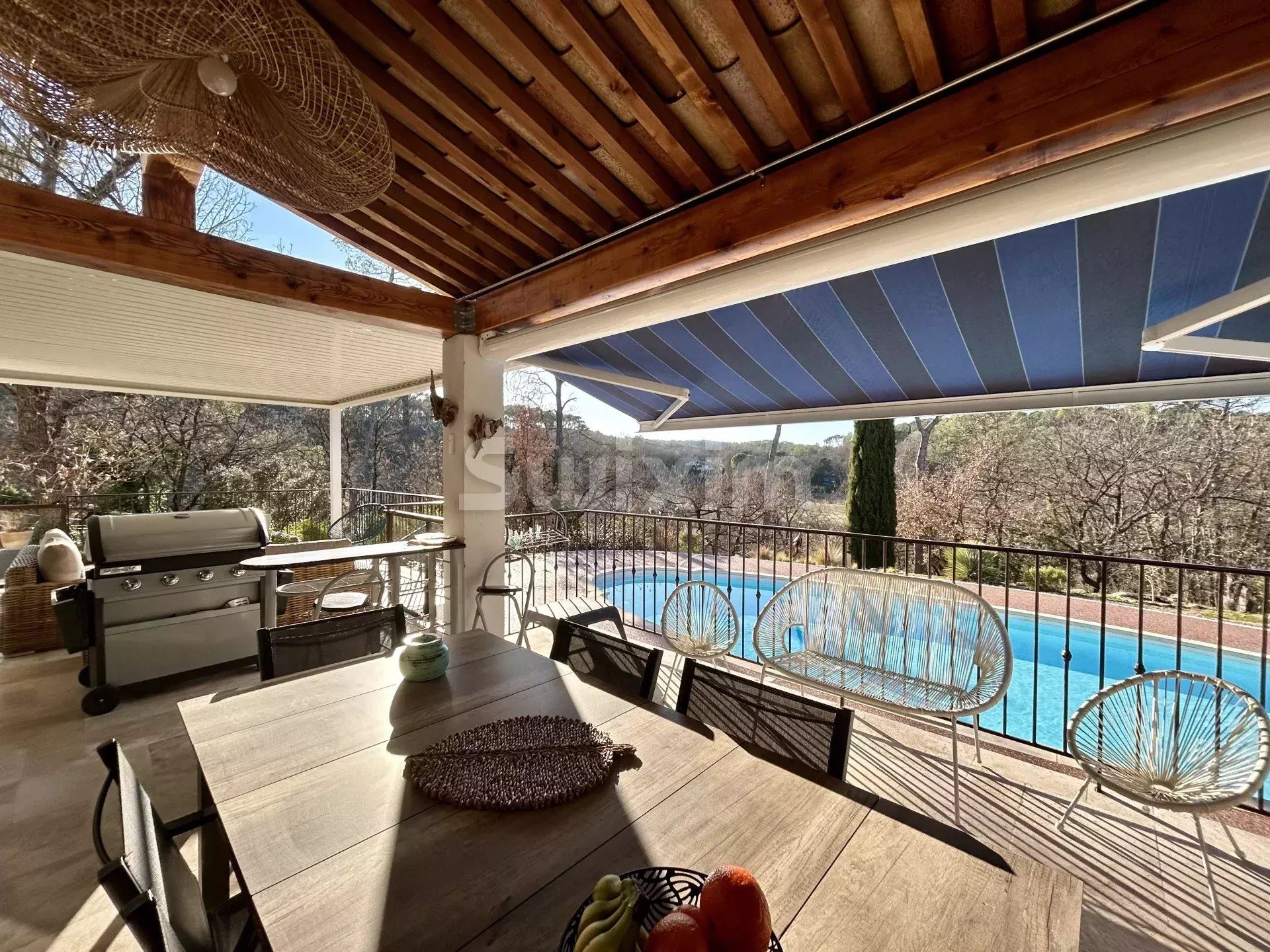 casa no Lorgues, Provença-Alpes-Costa Azul 12874876