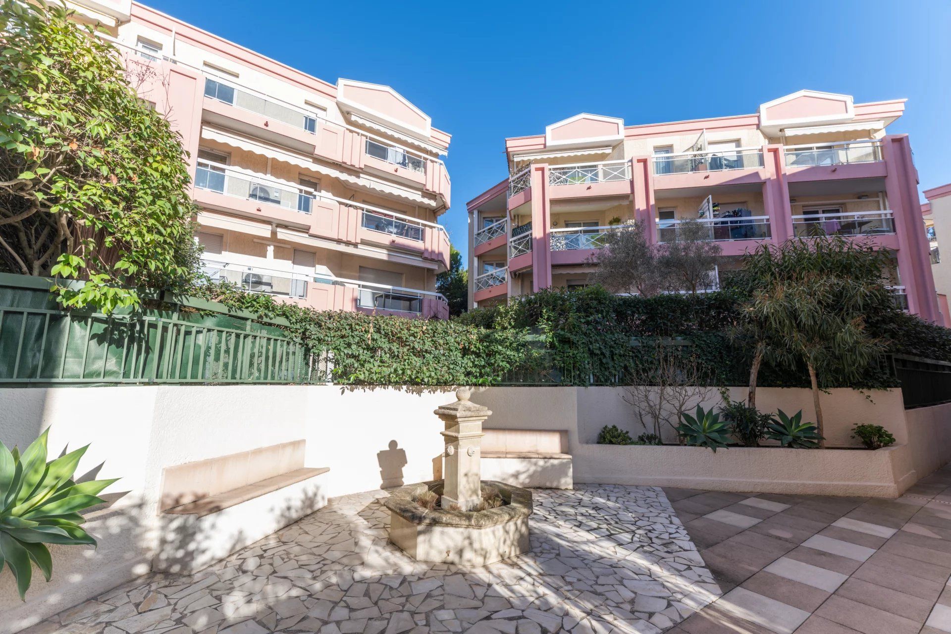 Kondominium dalam bagus, Provence-Alpes-Côte d'Azur 12874890