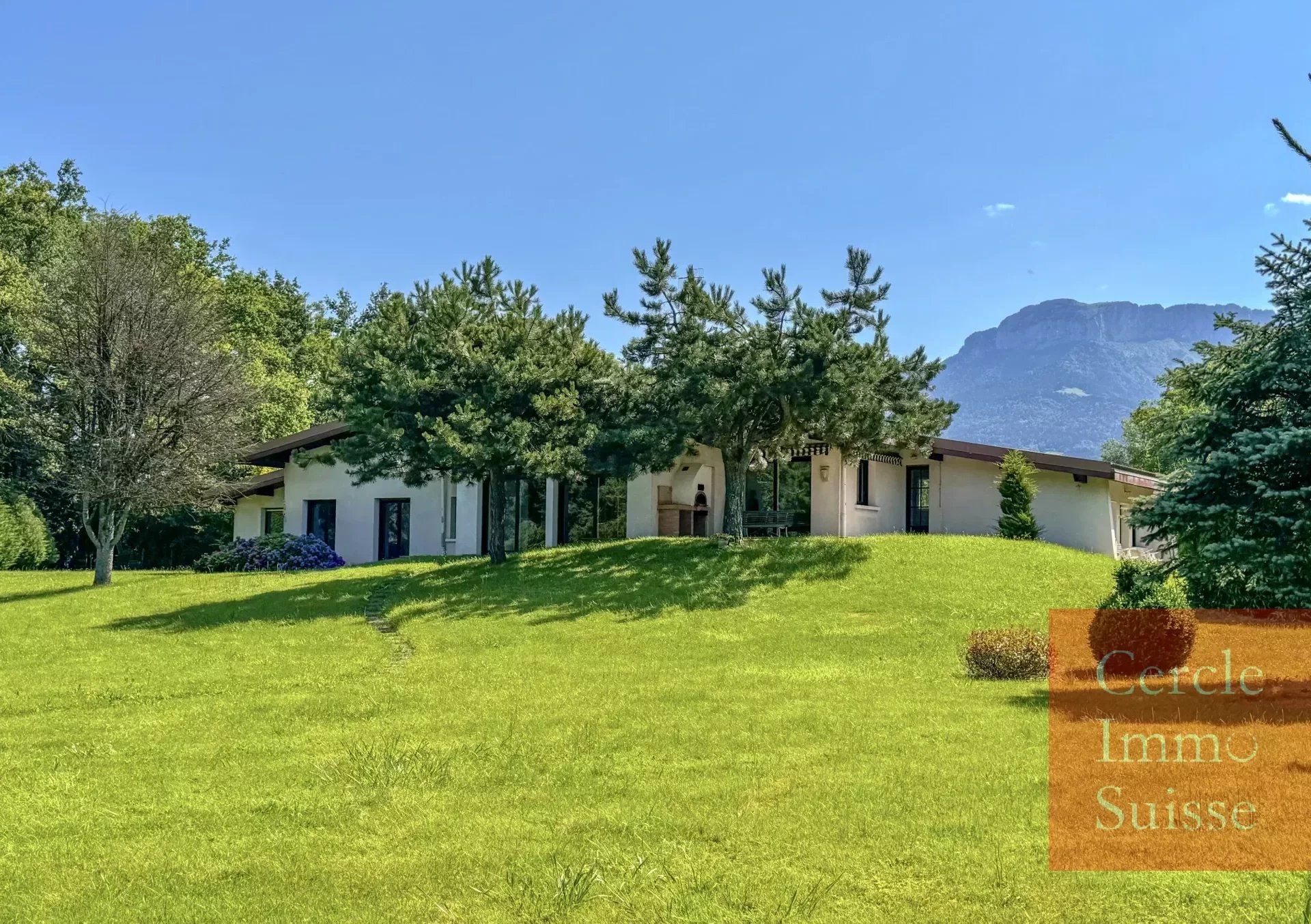 Casa nel Annecy-le-Vieux, Auvergne-Rhone-Alpes 12874971