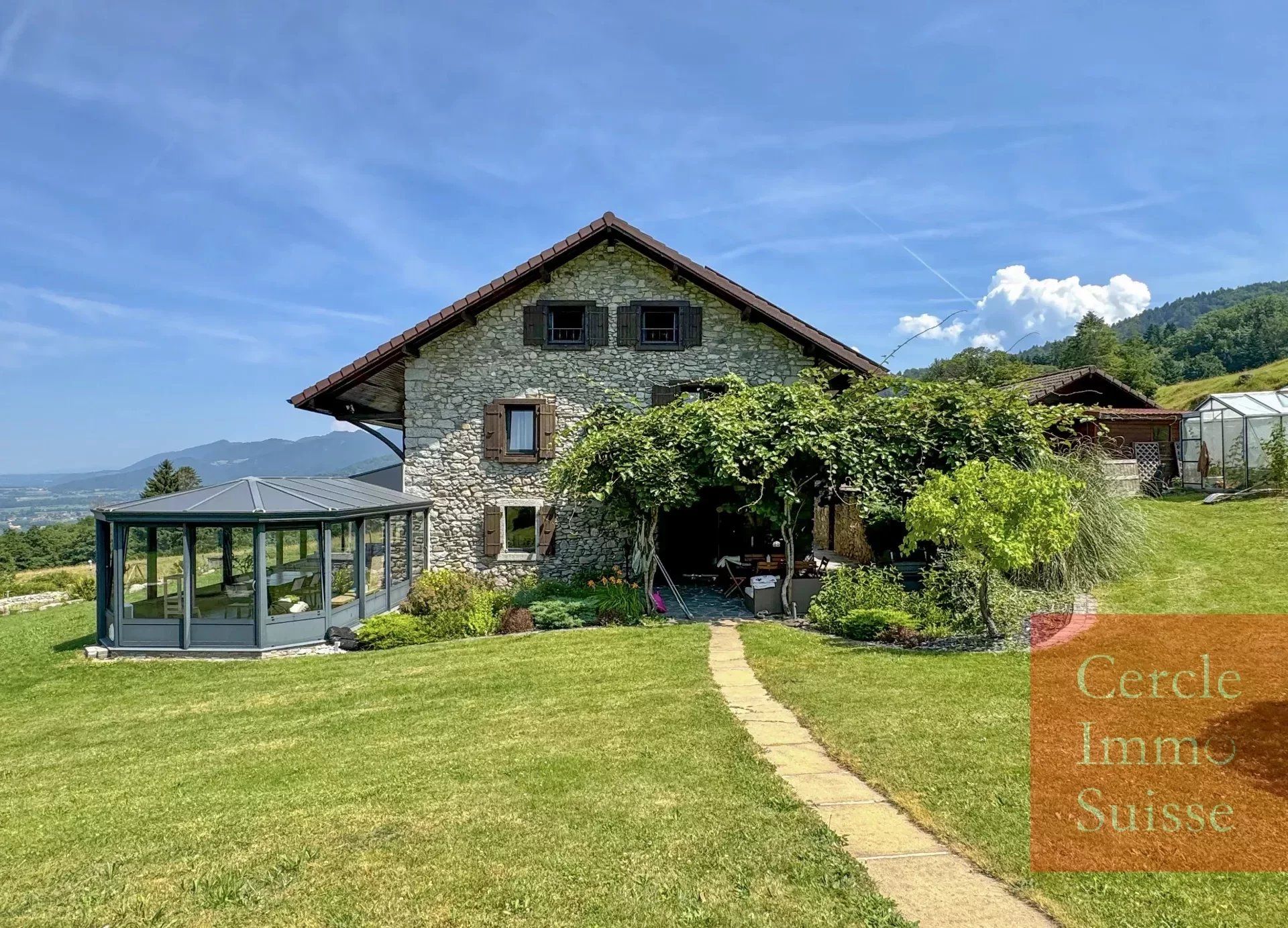 Hus i Bons-en-Chablais, Auvergne-Rhône-Alpes 12874983