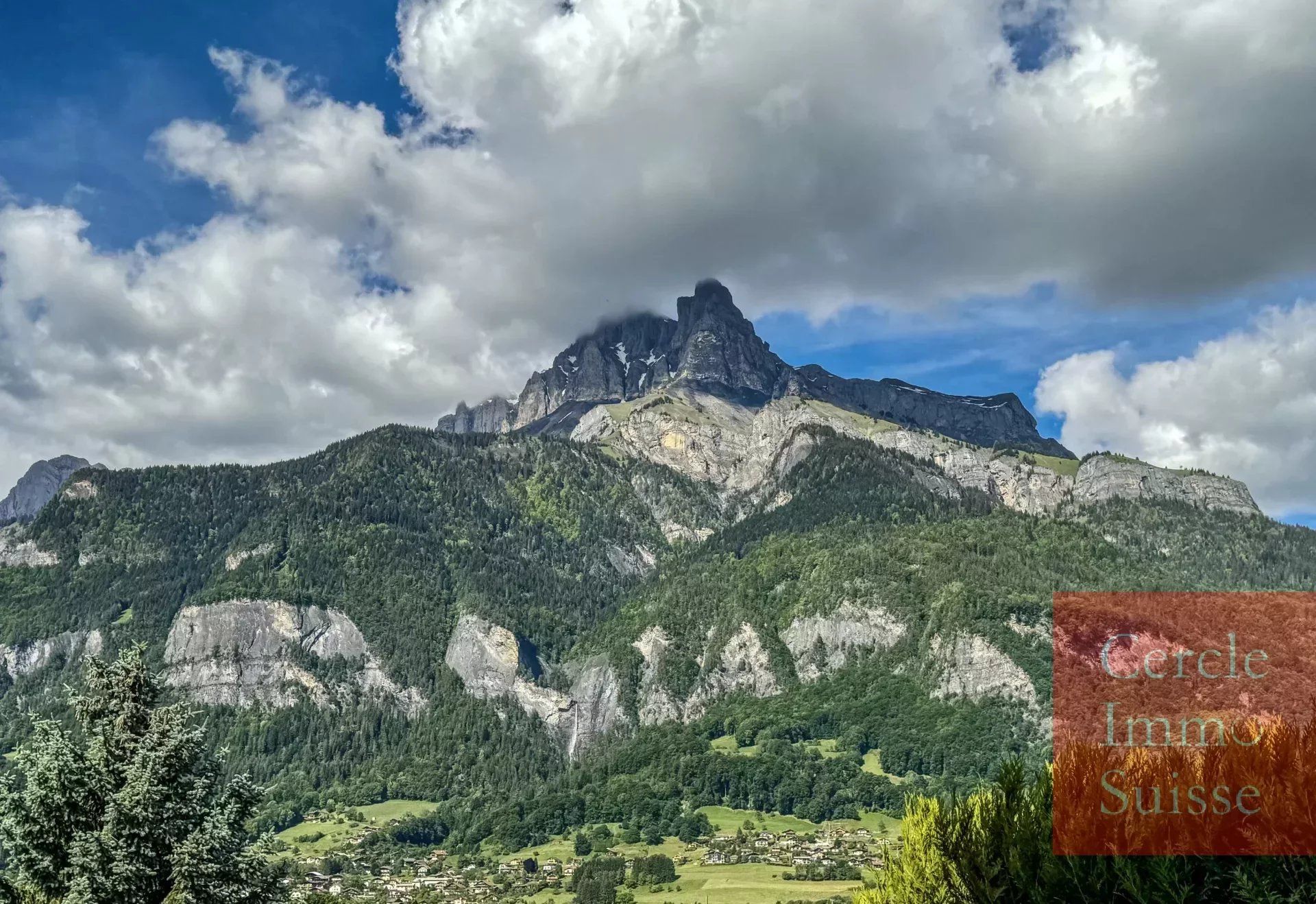 casa no Sallanches, Auvergne-Rhone-Alpes 12874987