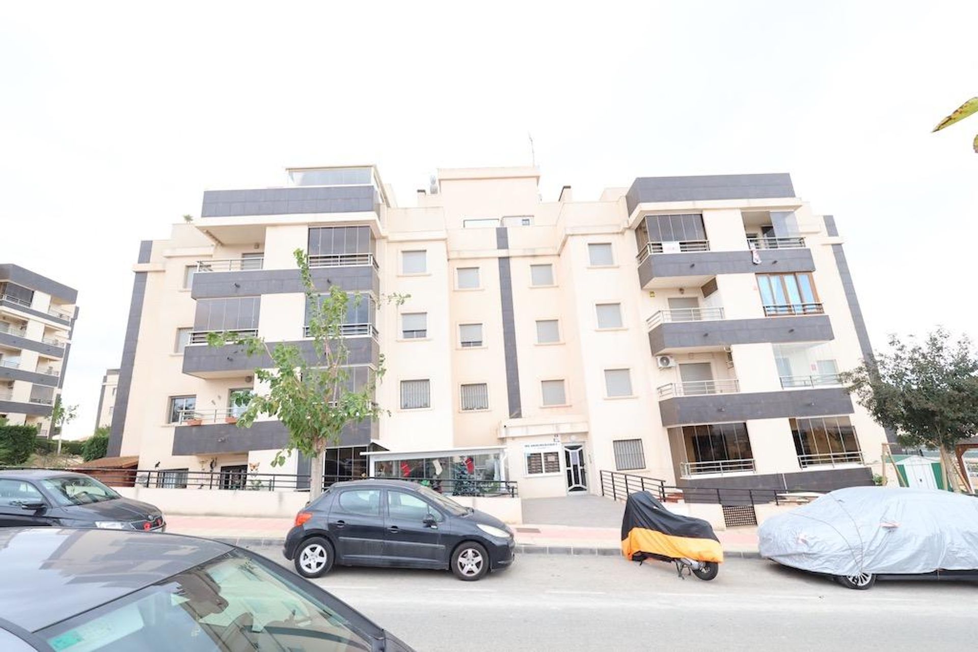 Condominium in San Miguel de Salinas, Valencia 12875475