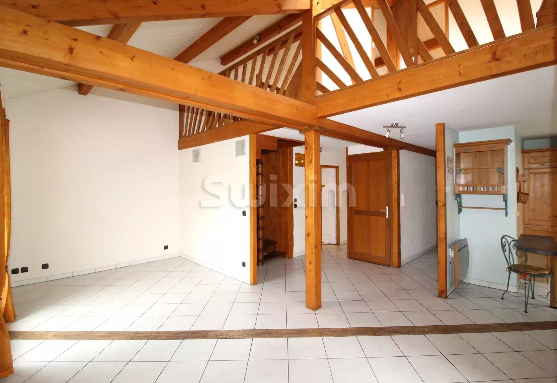 Osakehuoneisto sisään Aix-les-Bains, Auvergne-Rhône-Alpes 12875522