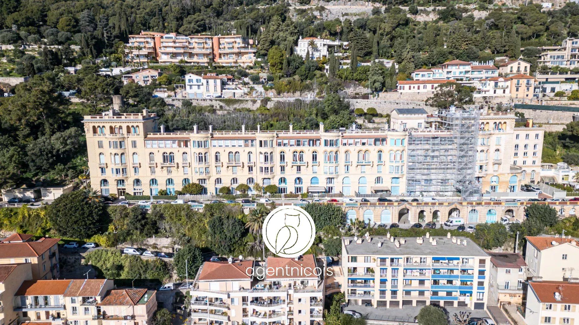 Condominio nel Beausoleil, Alpes-Maritimes 12875533