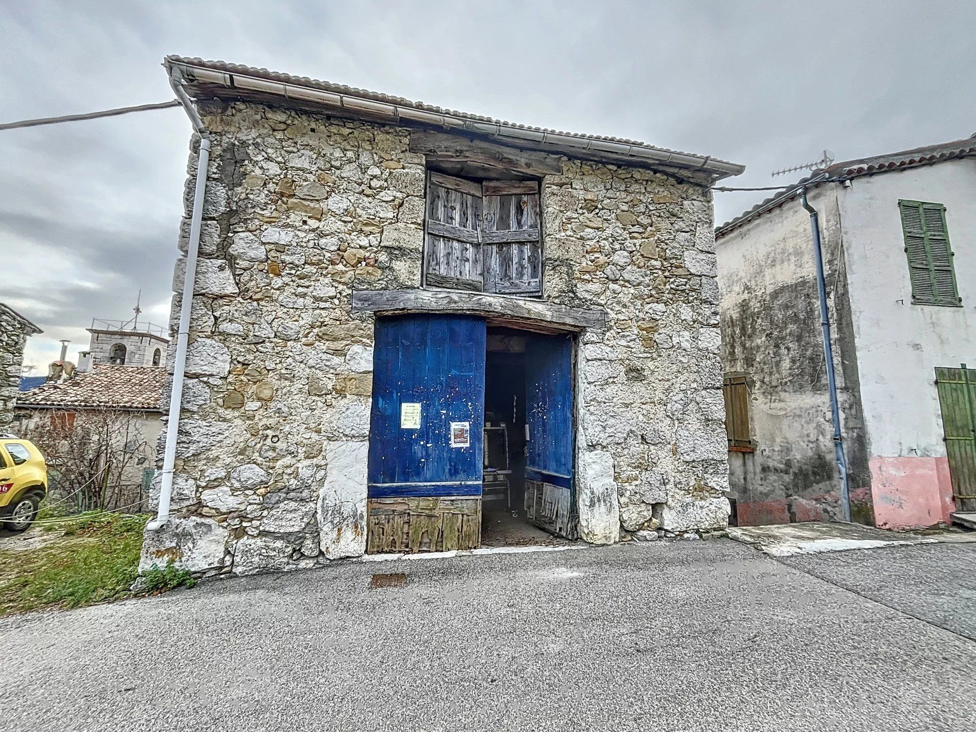 Hus i Brianconnet, Provence-Alpes-Cote d'Azur 12875540