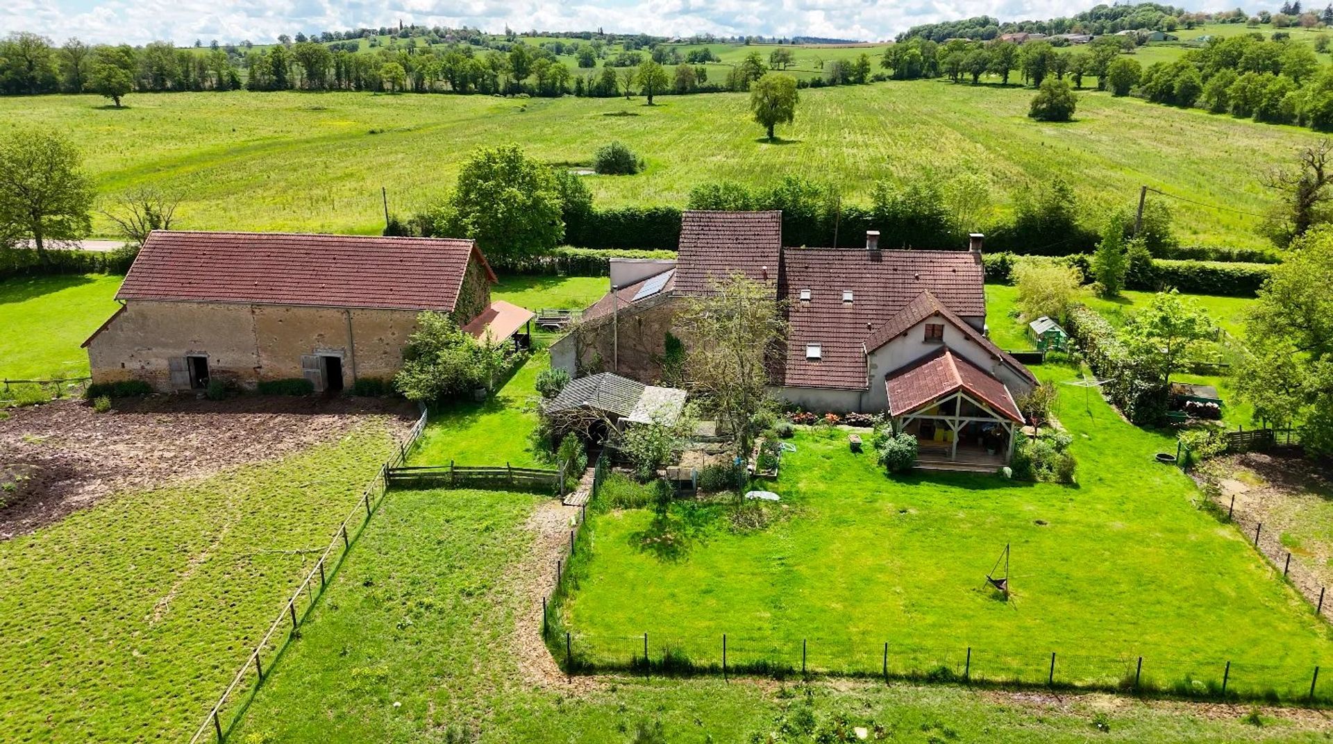 beboelse i Sainte-Marie, Nièvre 12875572