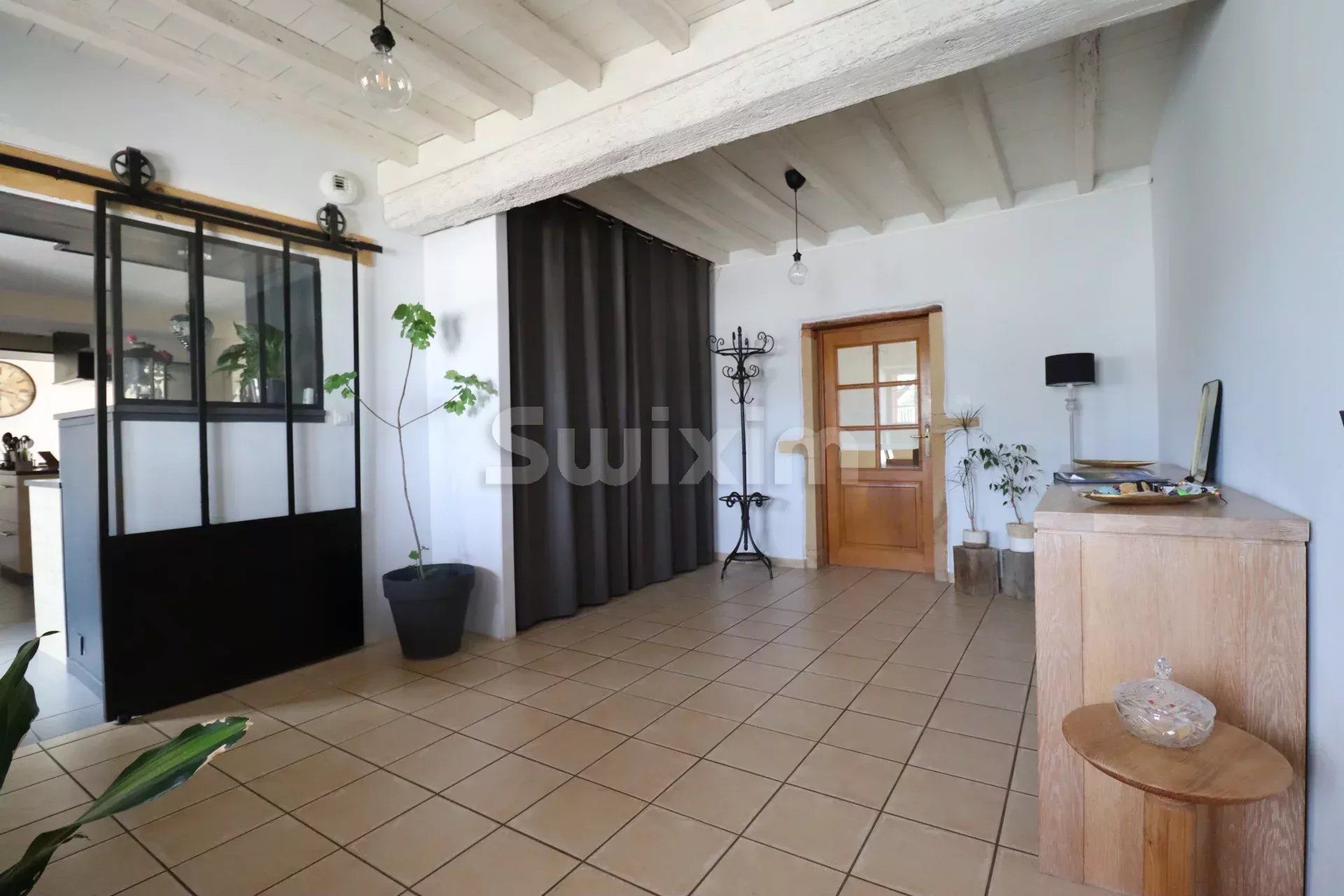 House in Villefranche-sur-Saone, Auvergne-Rhone-Alpes 12875609