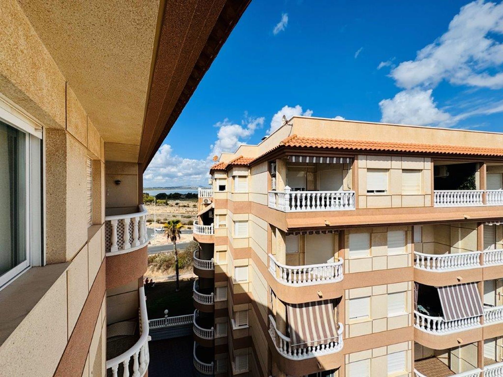 Condominium in Torrelamata, Valencia 12877066