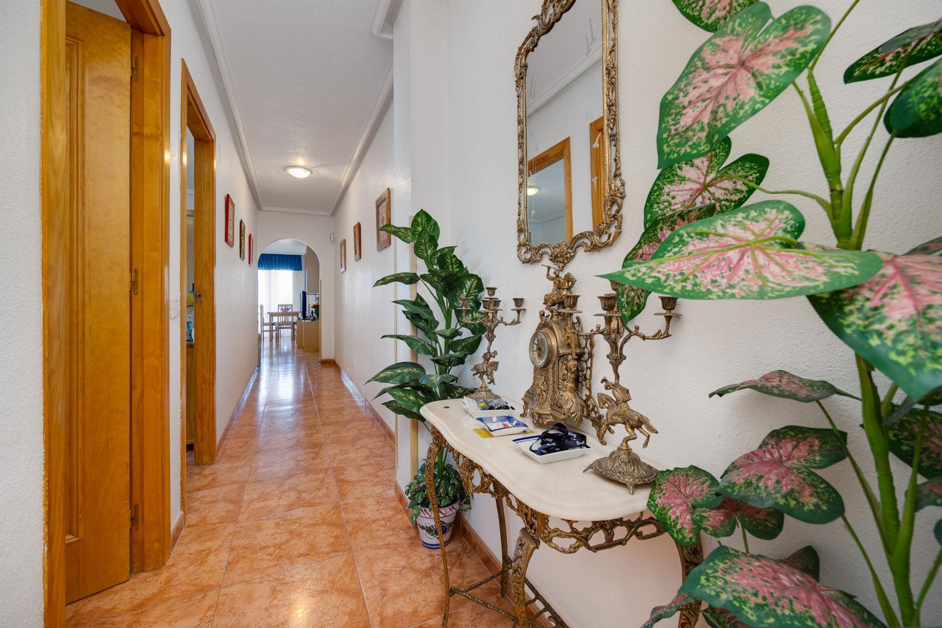 Condominium in Torrevieja, Valencia 12877316