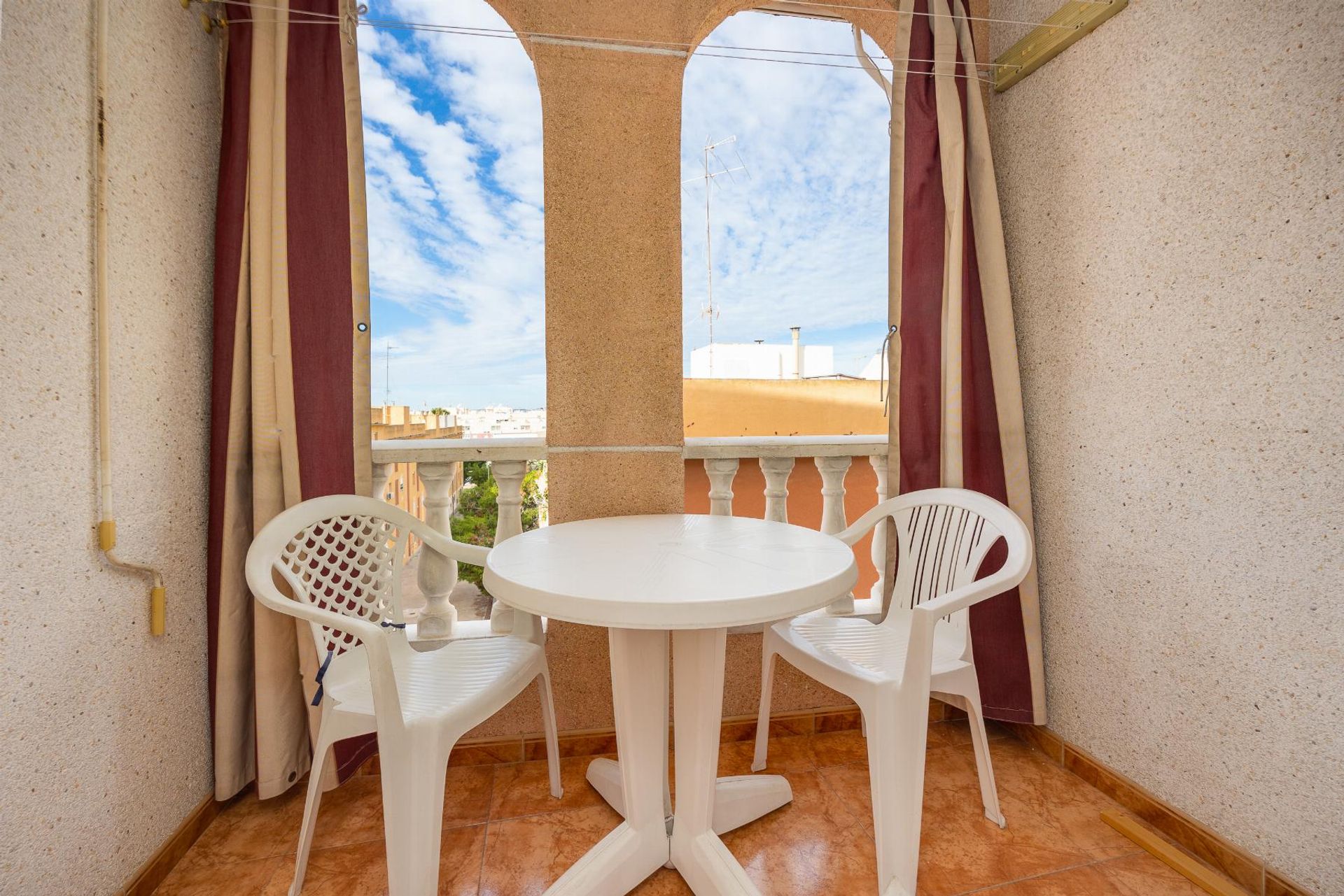 Condominium in Torrevieja, Comunidad Valenciana 12877316