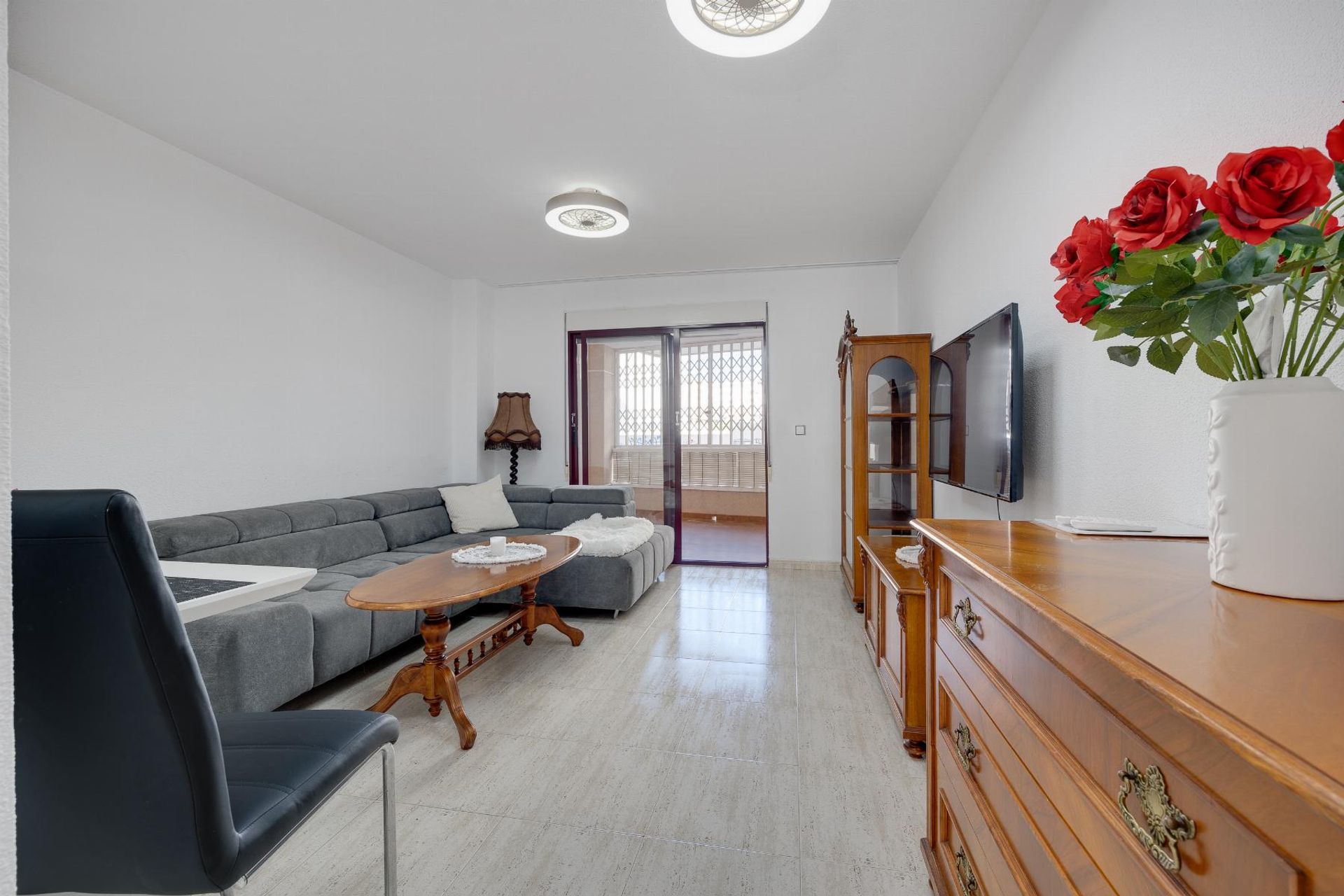 Condominium in Torrevieja, Comunidad Valenciana 12877335