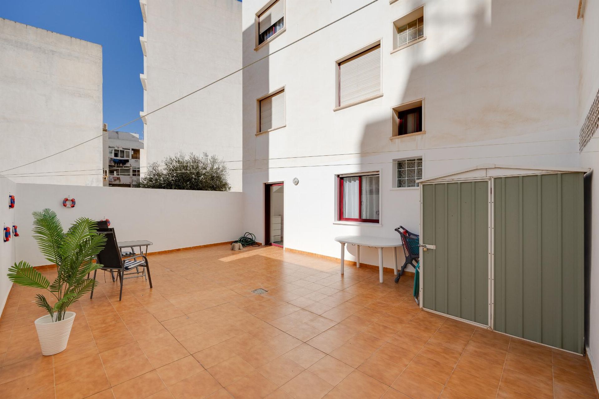 Condominium in Torrevieja, Valencia 12877335