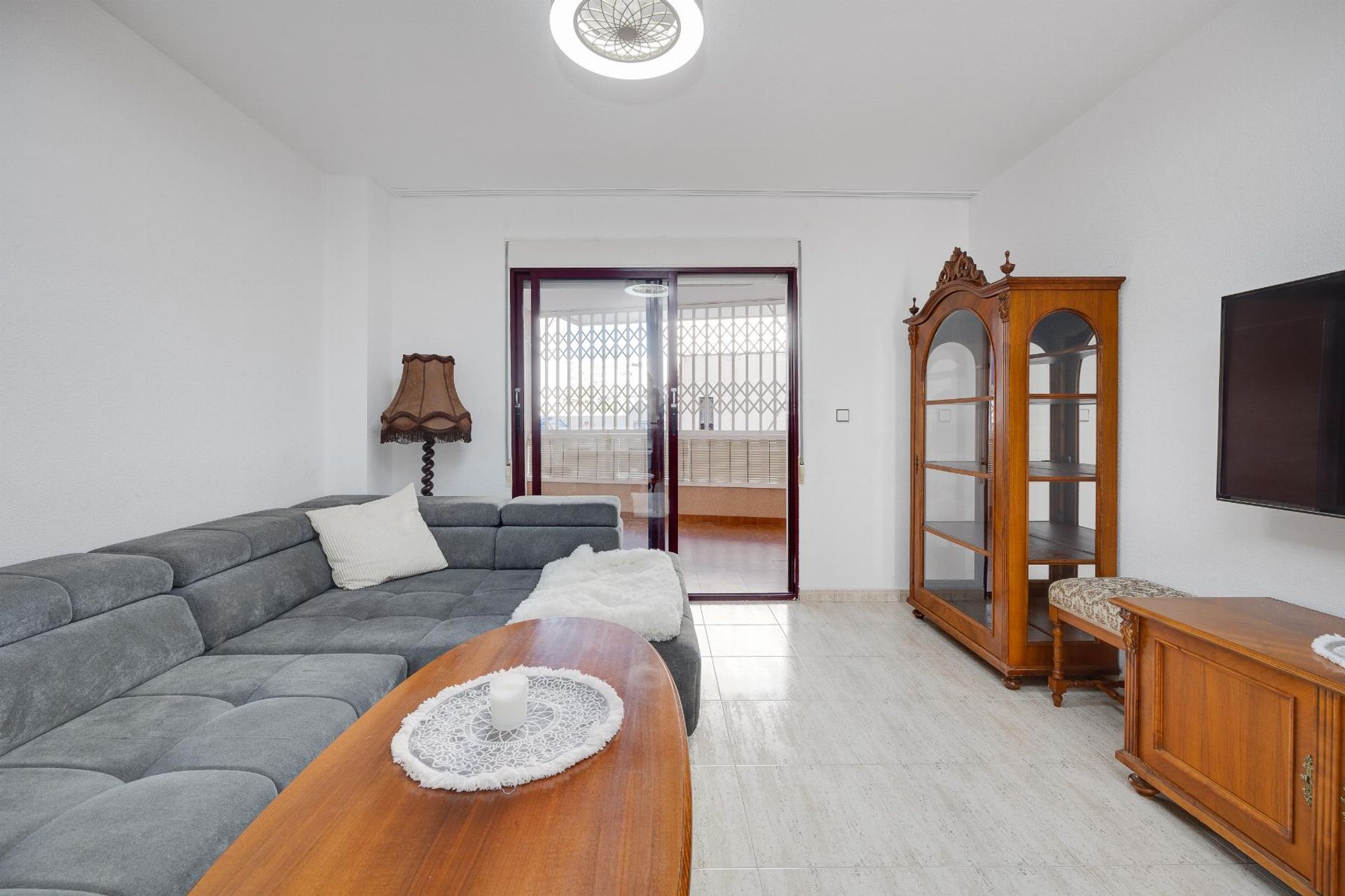 Condominium in Torrevieja, Comunidad Valenciana 12877335