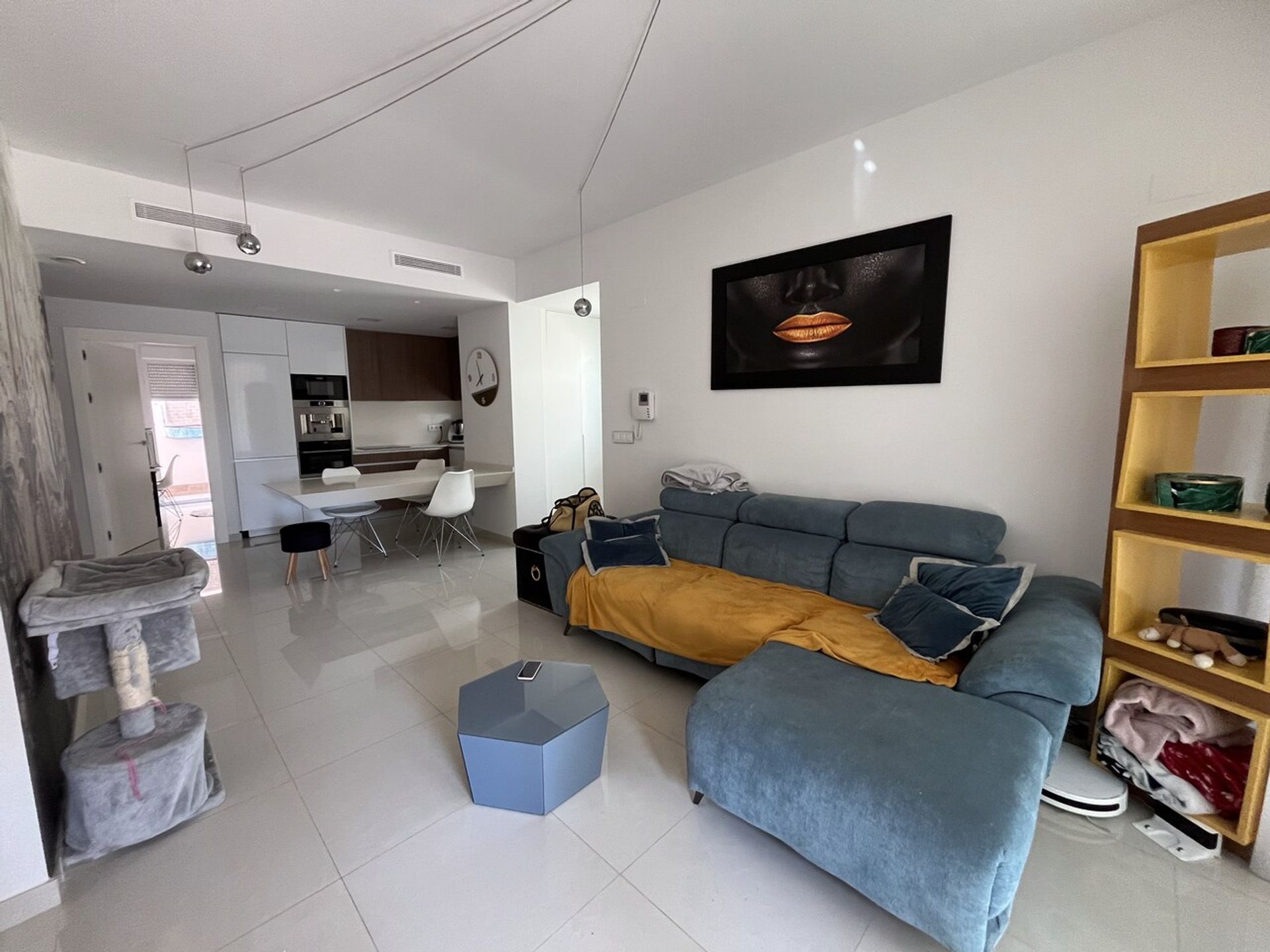 Condominium in Torrevieja, Valencia 12877537