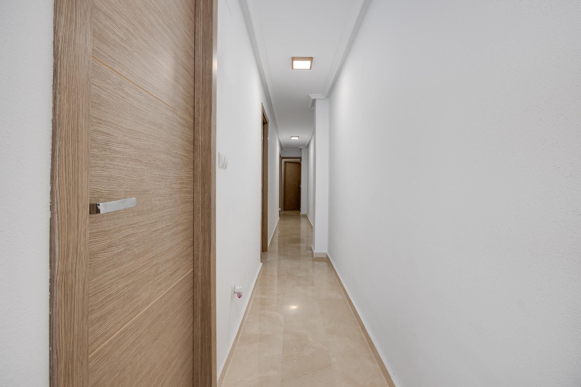 عمارات في Torrevieja, Comunidad Valenciana 12878058