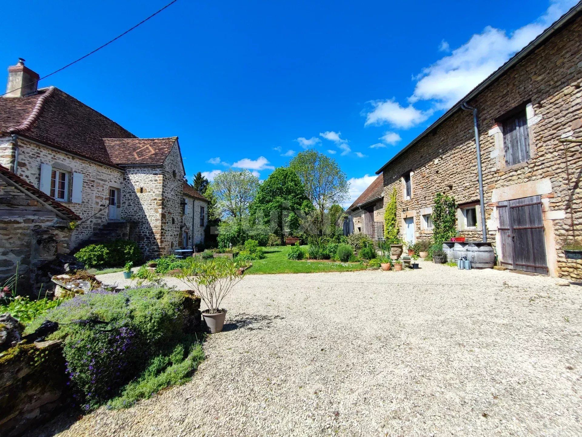 Жилой в Beaune, Côte-d'Or 12878168