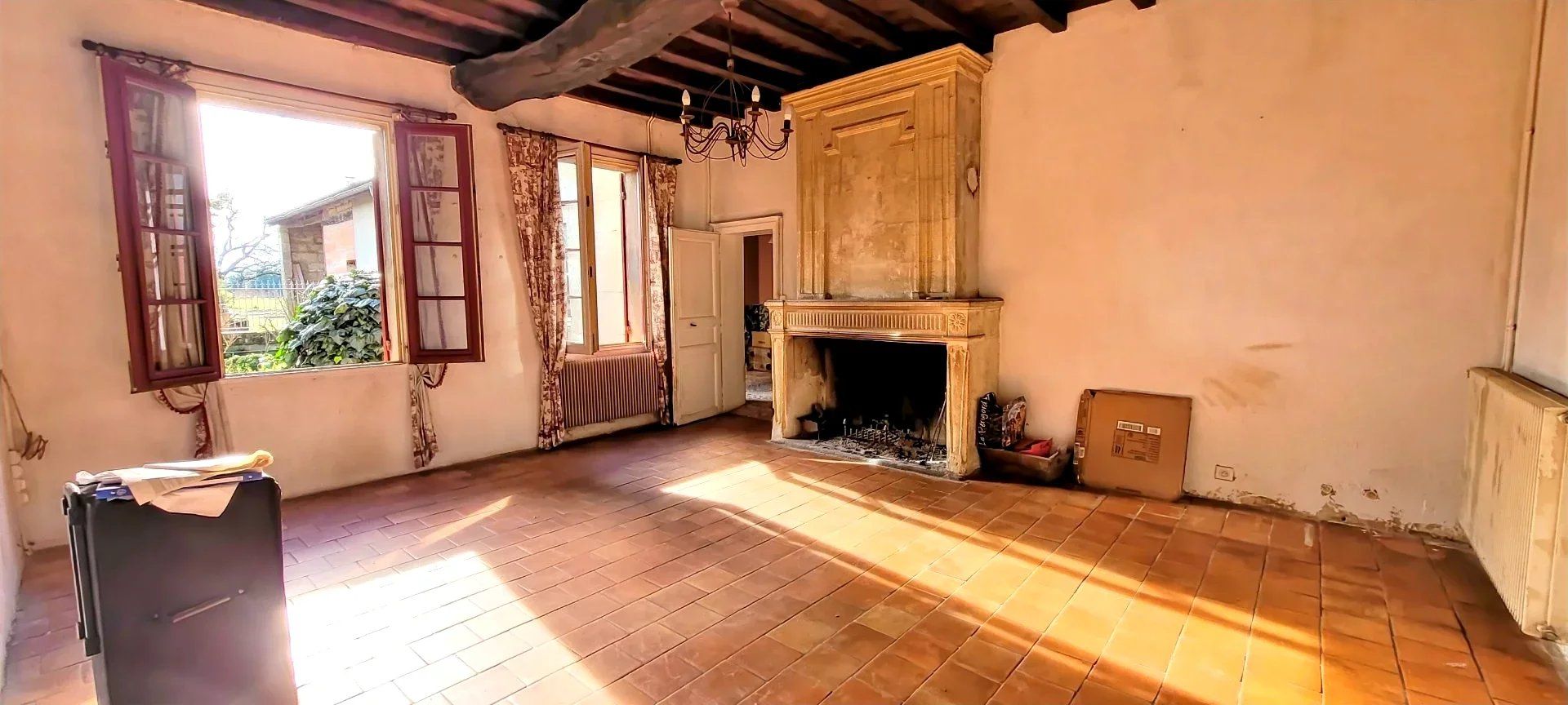 سكني في Abzac, Gironde 12878188