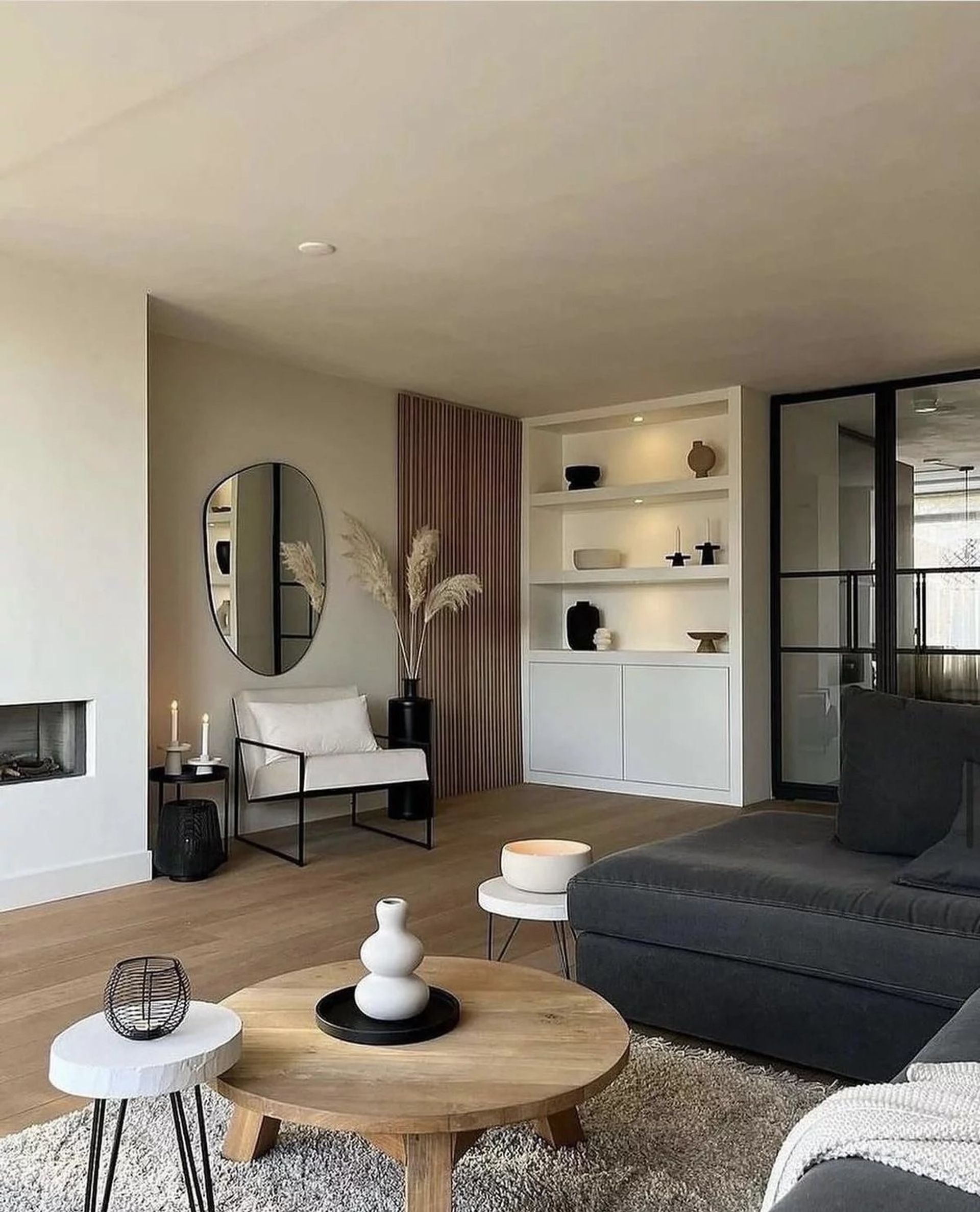 Condominium in Bagnolet, Ile-de-France 12878311