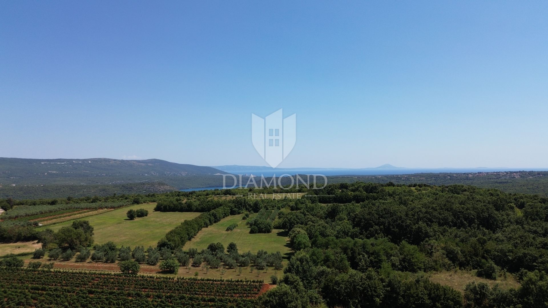 Land in Barban, Istria County 12878506