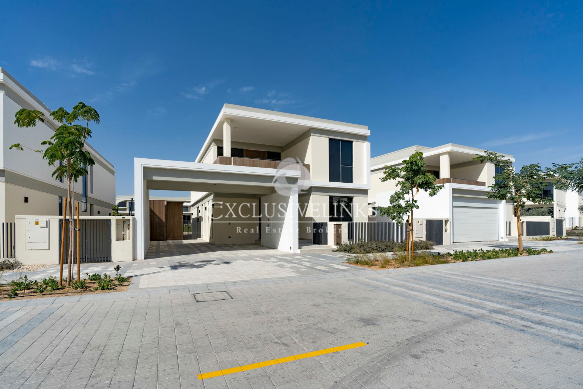 Residential in Dubai, Dubai 12879336