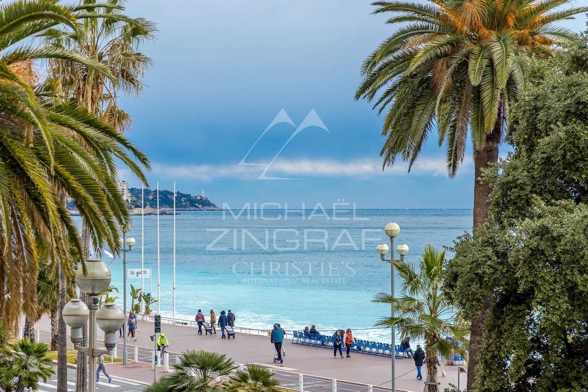 公寓 在 Nice, Provence-Alpes-Cote d'Azur 12880565