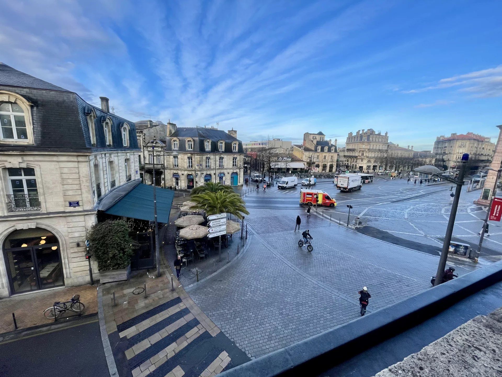 מגורים ב Bordeaux, Gironde 12880628