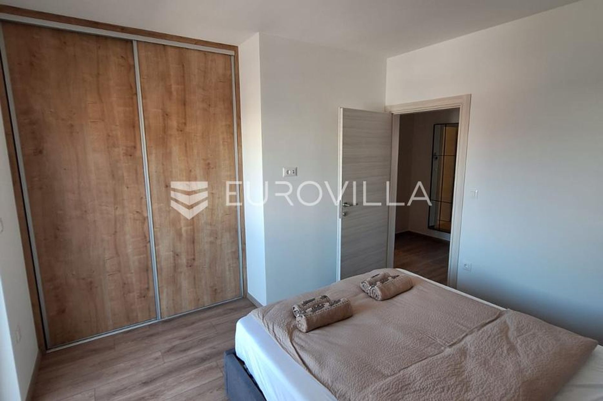 Condominio en Pula, Istarska županija 12880777