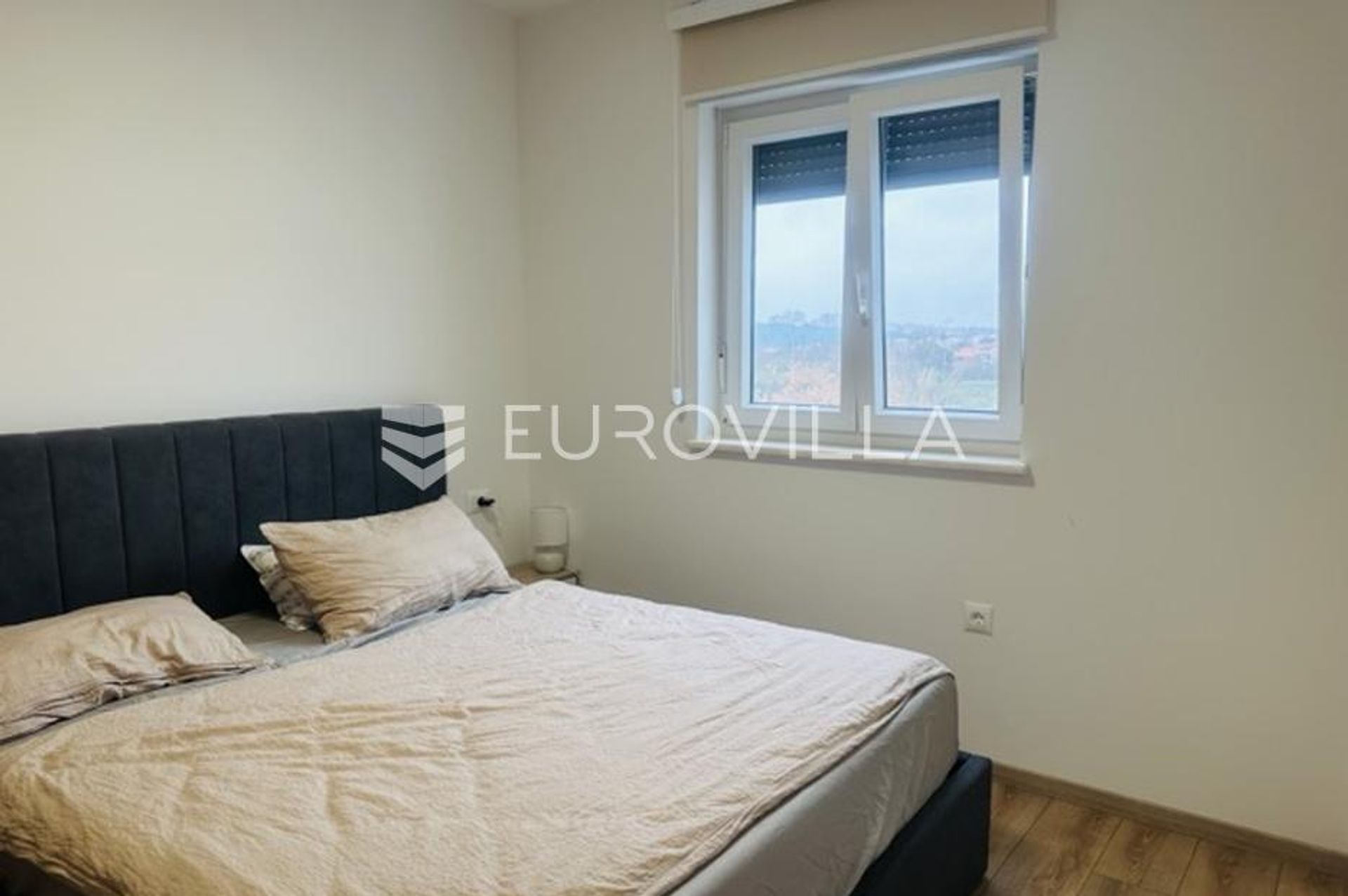 Condominio en Pula, Istarska županija 12880777