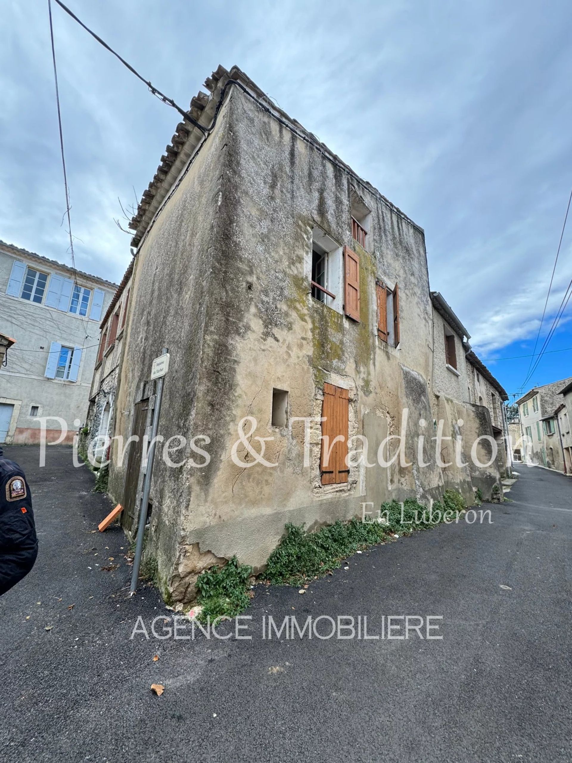 rumah dalam Céreste-en-Luberon, Alpes-de-Haute-Provence 12881076