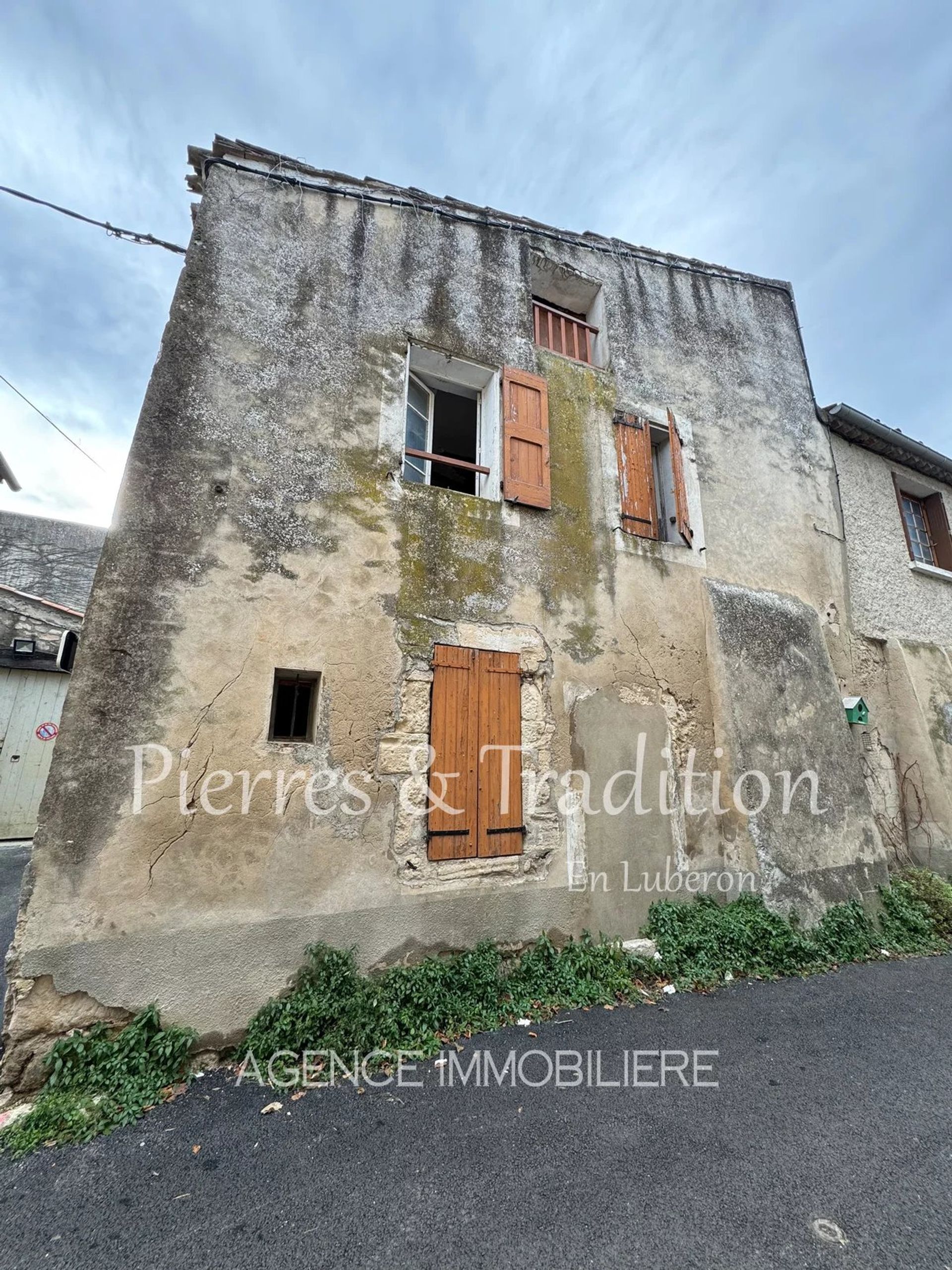 Rumah di Cereste, Provence-Alpes-Cote d'Azur 12881076