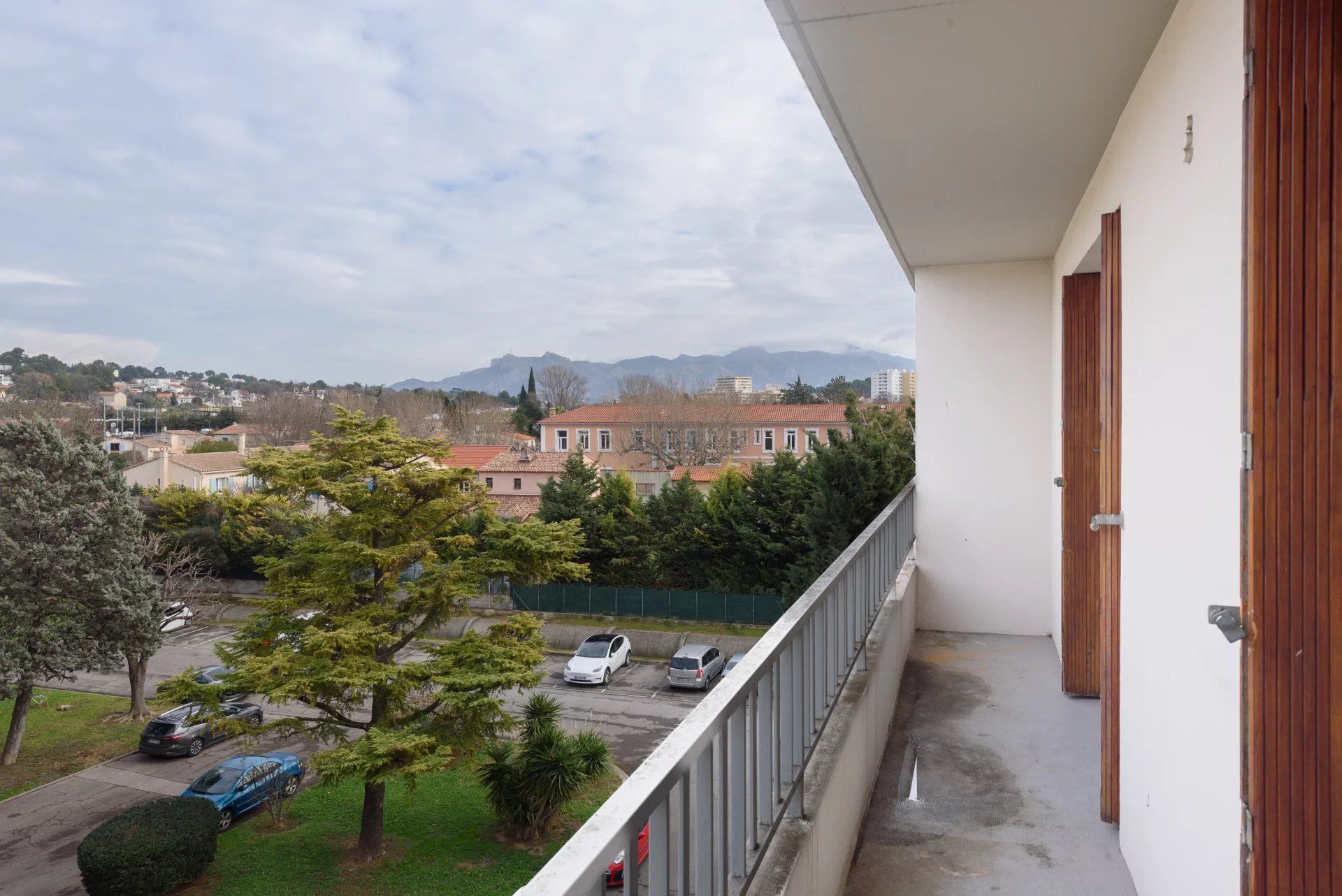 Condominio nel Aubagne, Provenza-Alpi-Costa Azzurra 12881086