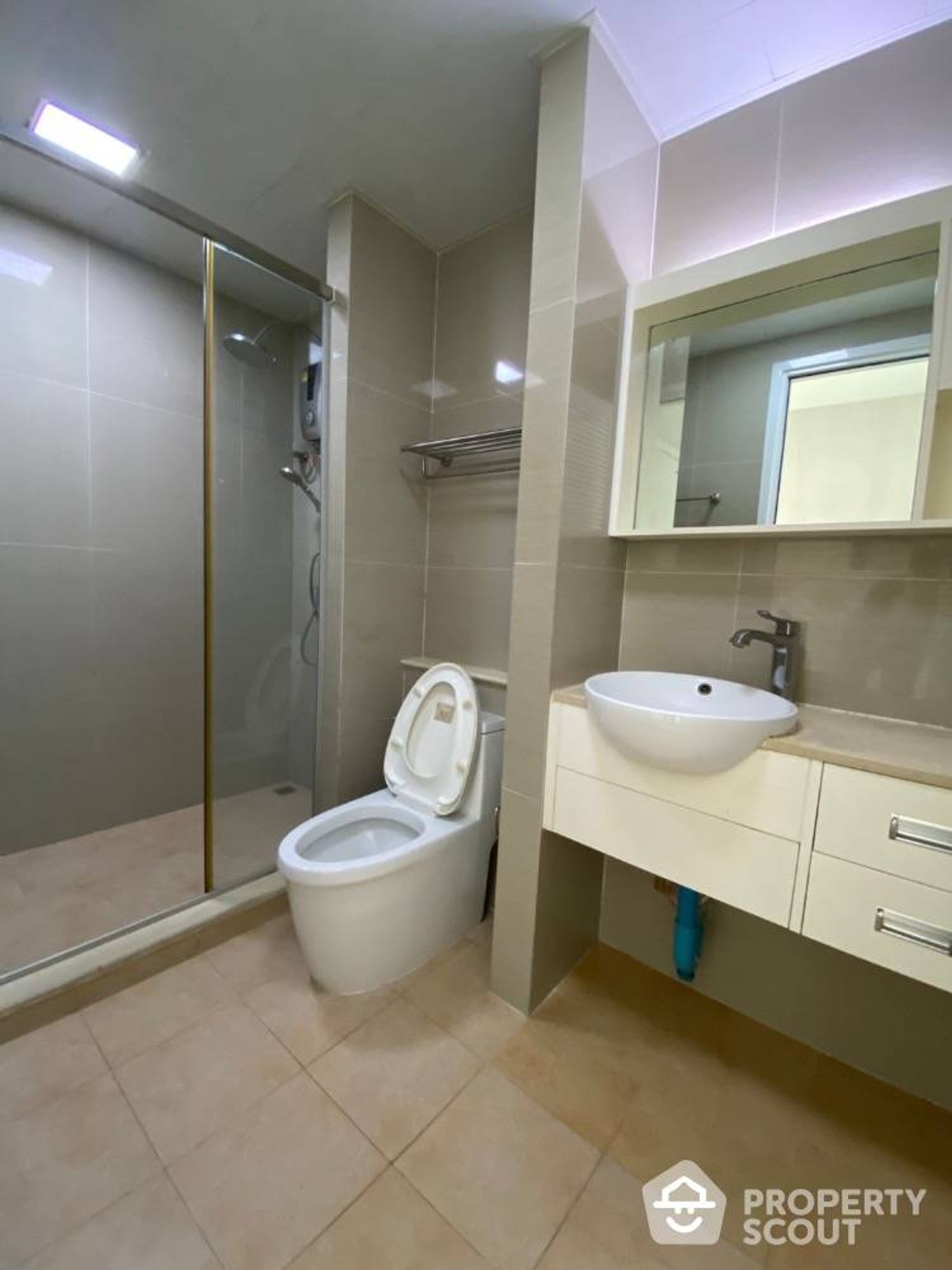 Condominium in , Krung Thep Maha Nakhon 12881259