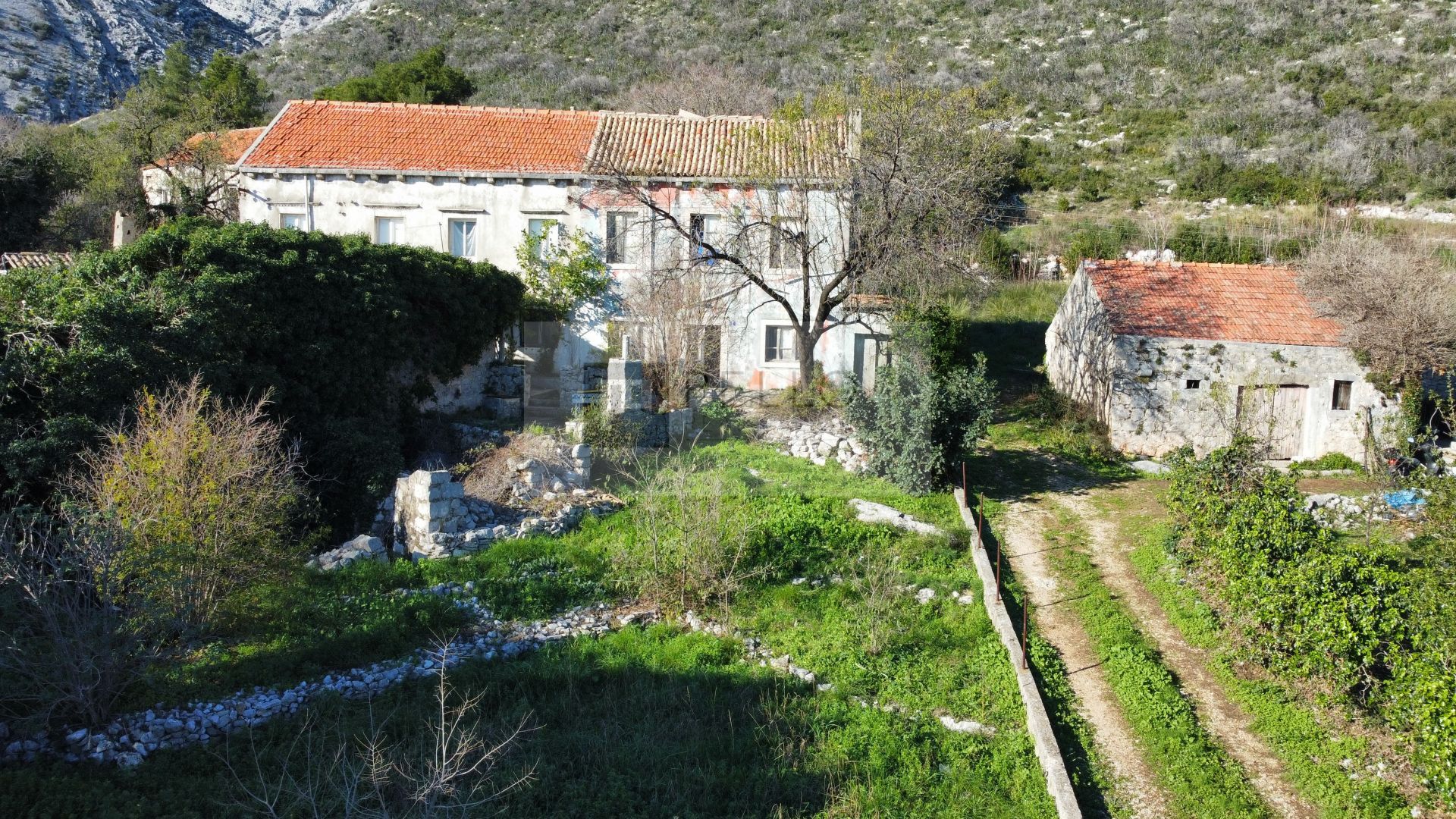 房子 在 Stankovići, Dubrovnik-Neretva County 12881424