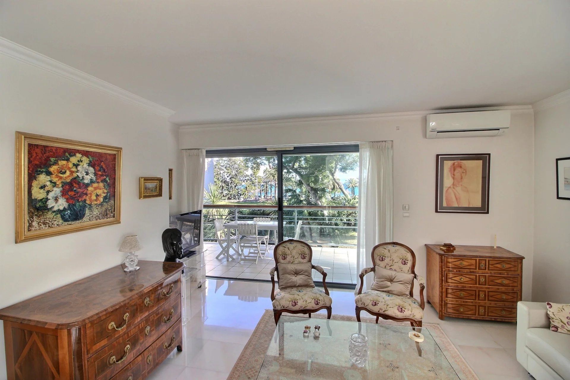 Condominium in Antibes, Alpes-Maritimes 12881859