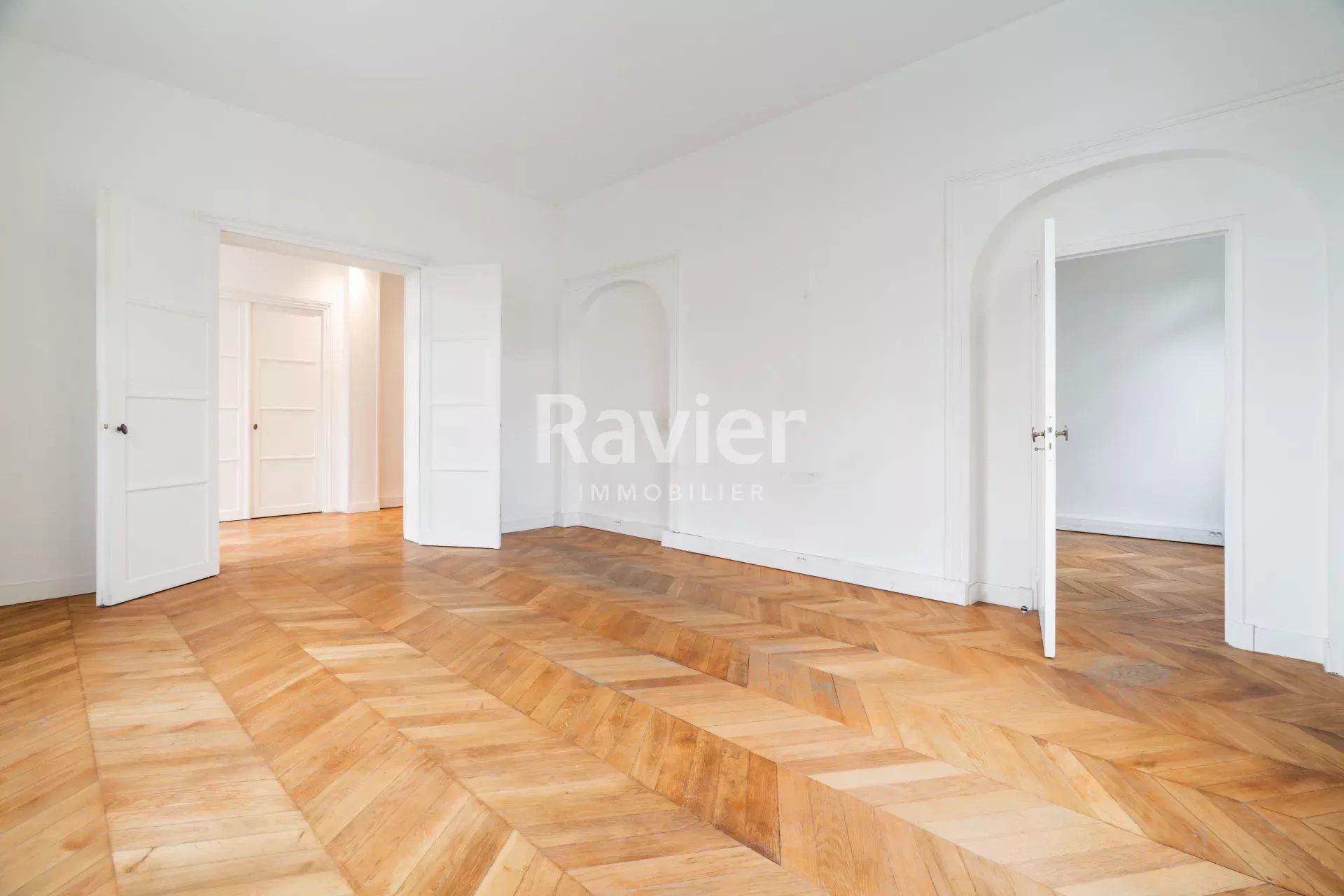 residencial no Paris 7ème, Paris 12881900