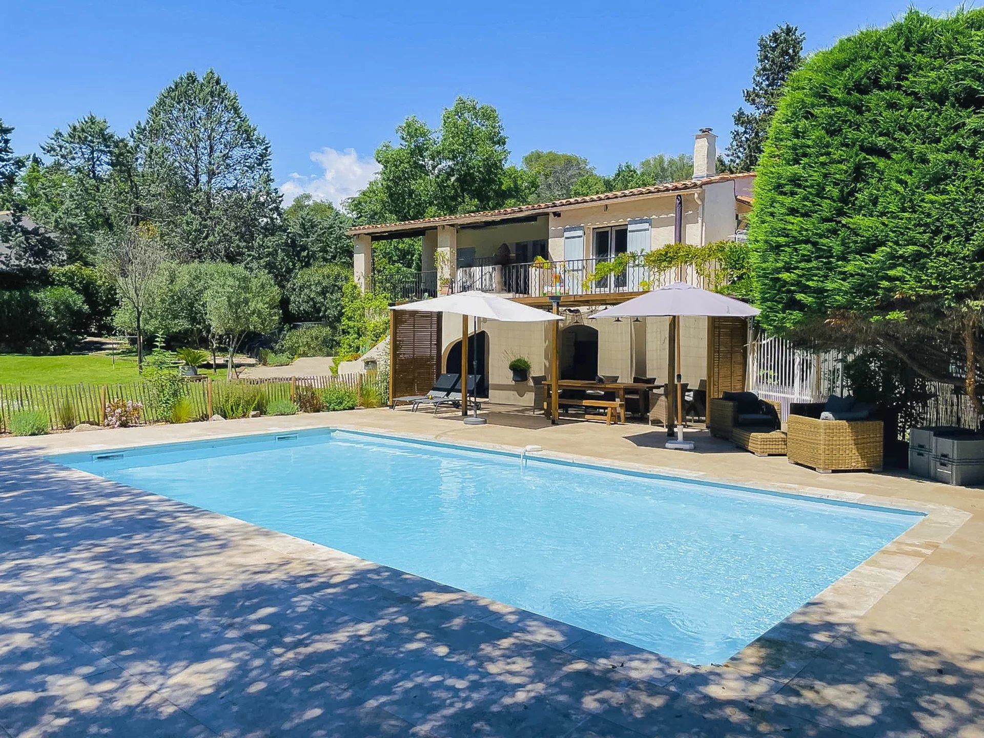 Huis in Valbonne, Provence-Alpes-Côte d'Azur 12882437