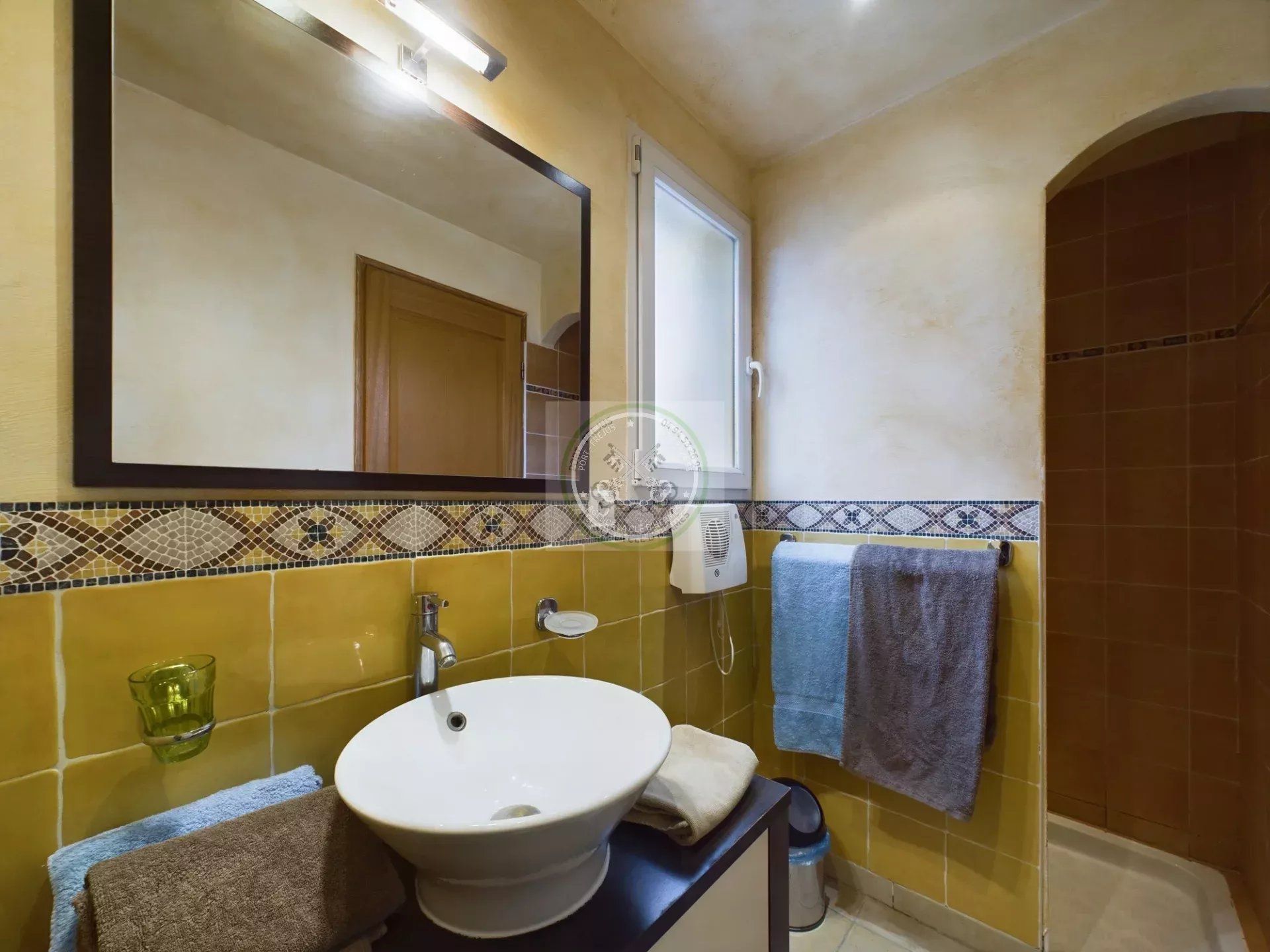 Квартира в Roquebrune-sur-Argens, Var 12882491