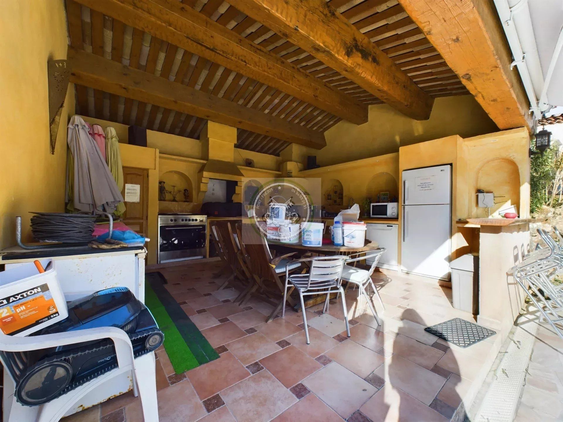 Condominium in Roquebrune-sur-Argens, Var 12882491