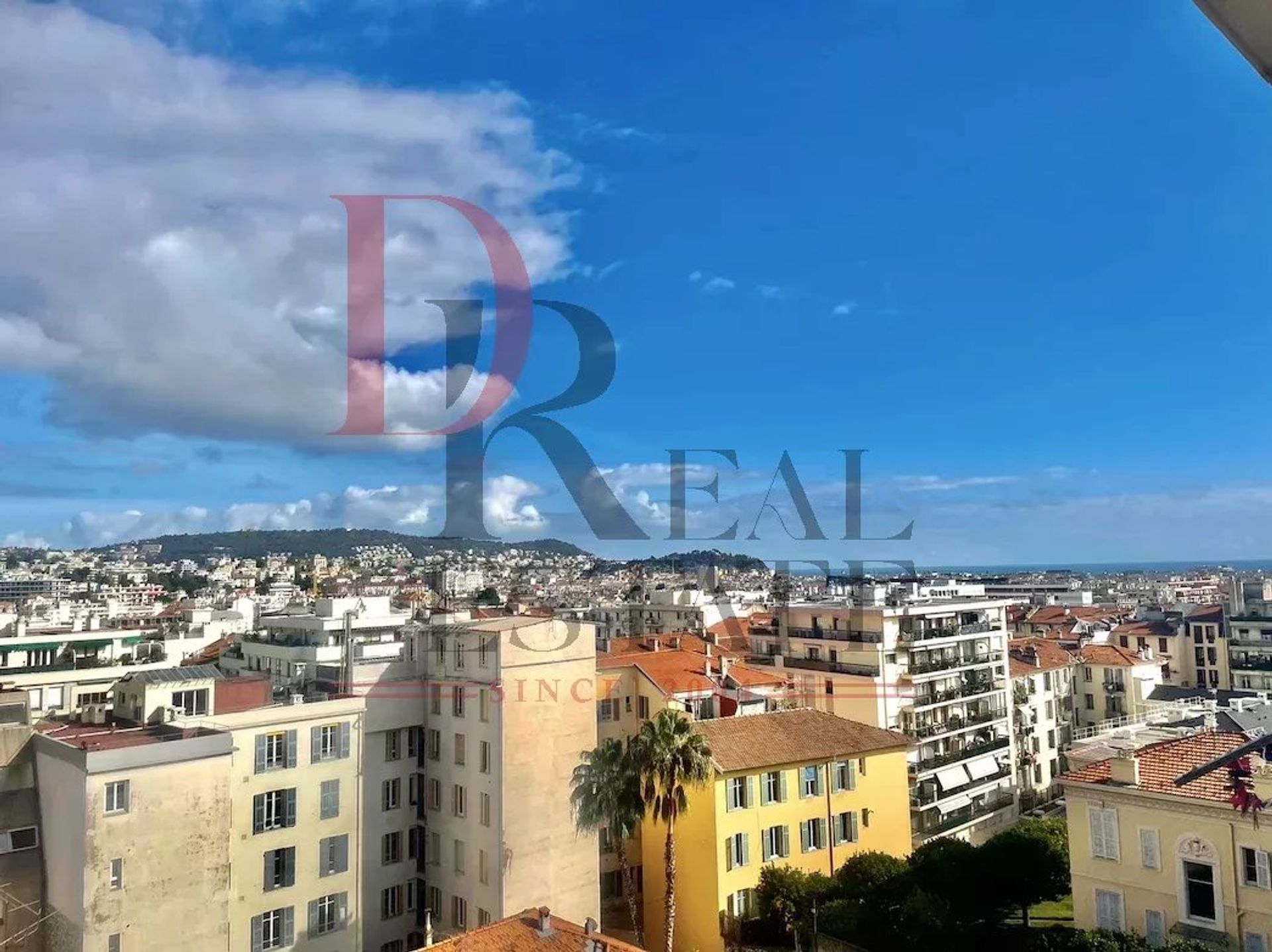 Condominium dans Nice, Alpes-Maritimes 12882522