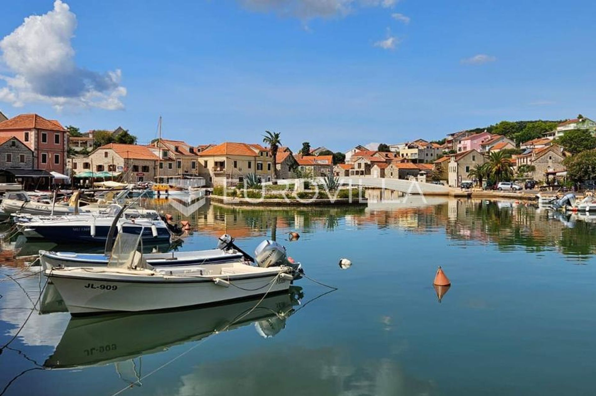 Land im Strmen Dolac, Splitsko-Dalmatinska Zupanija 12882582