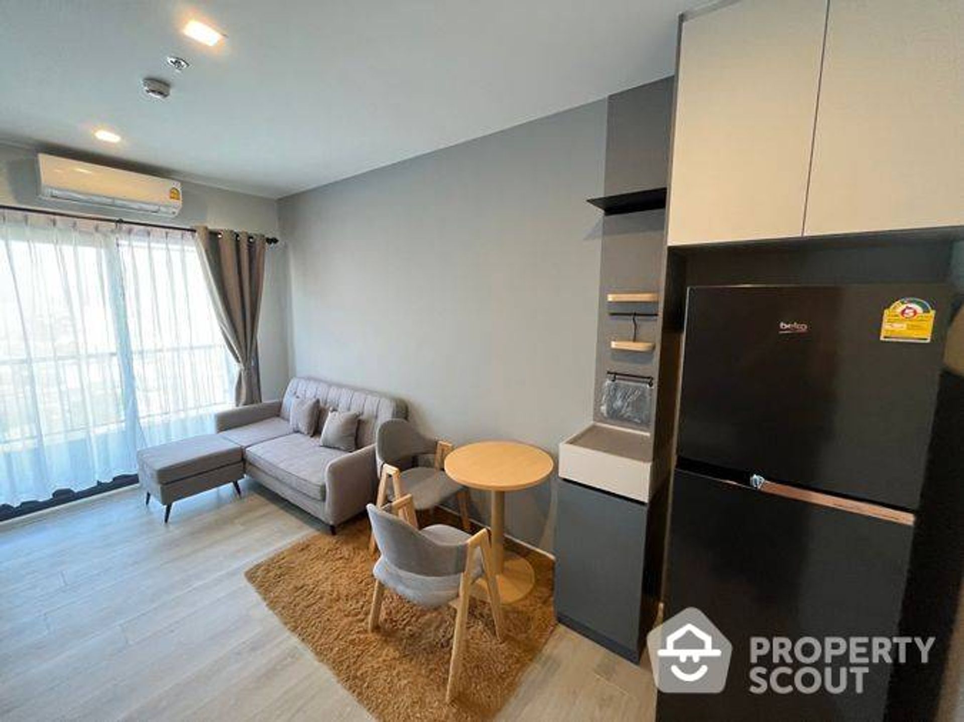 Condominium in Bang Kho Laem, Krung Thep Maha Nakhon 12882852