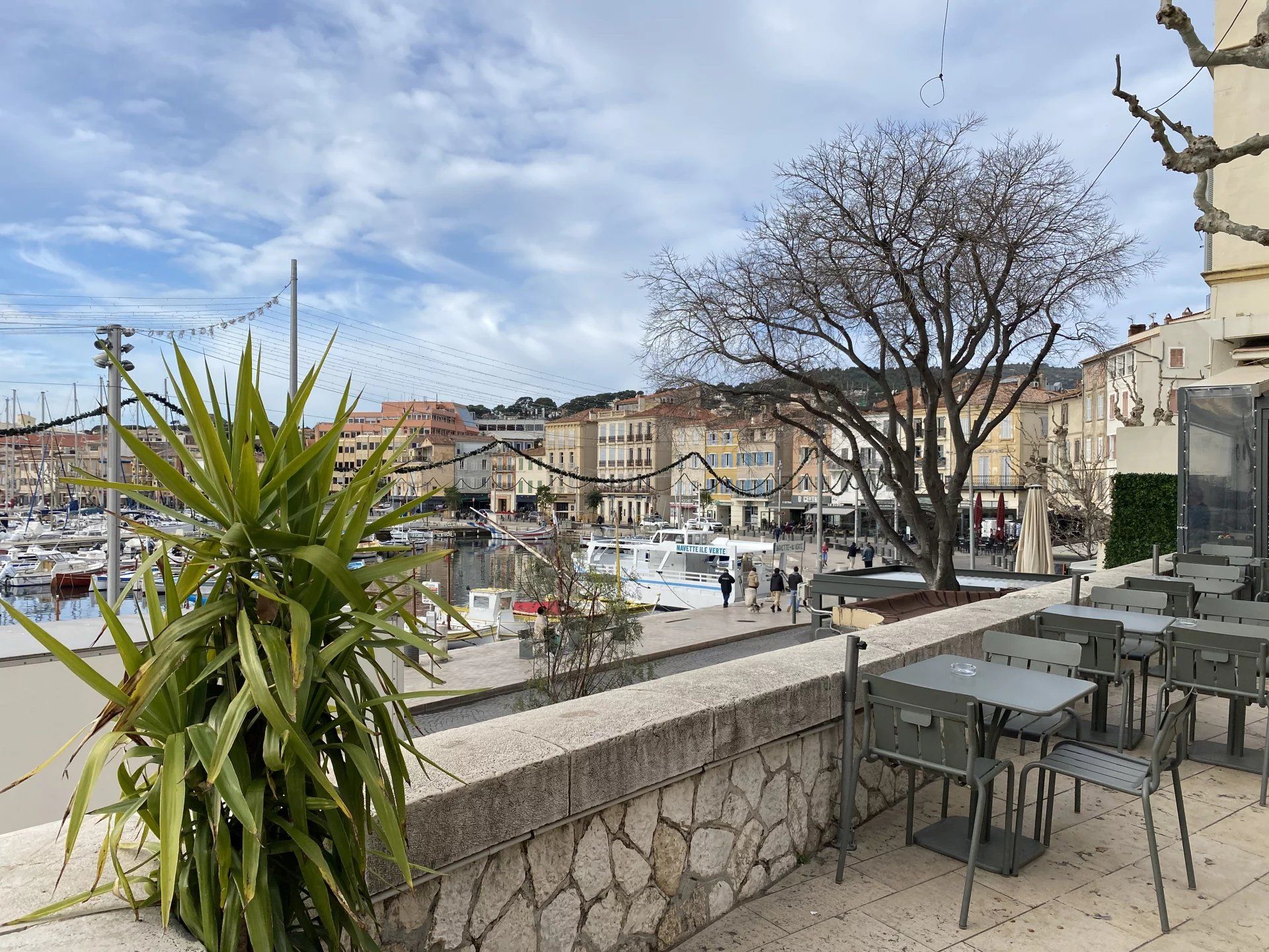 Condominium dans La Ciotat, Provence-Alpes-Côte d'Azur 12883168