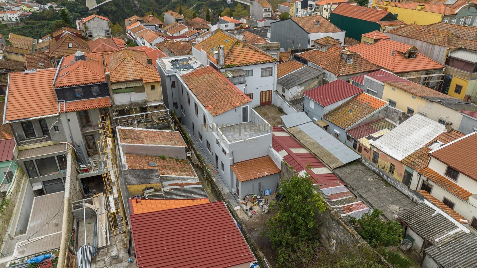 Rumah di Porto, Porto District 12883422