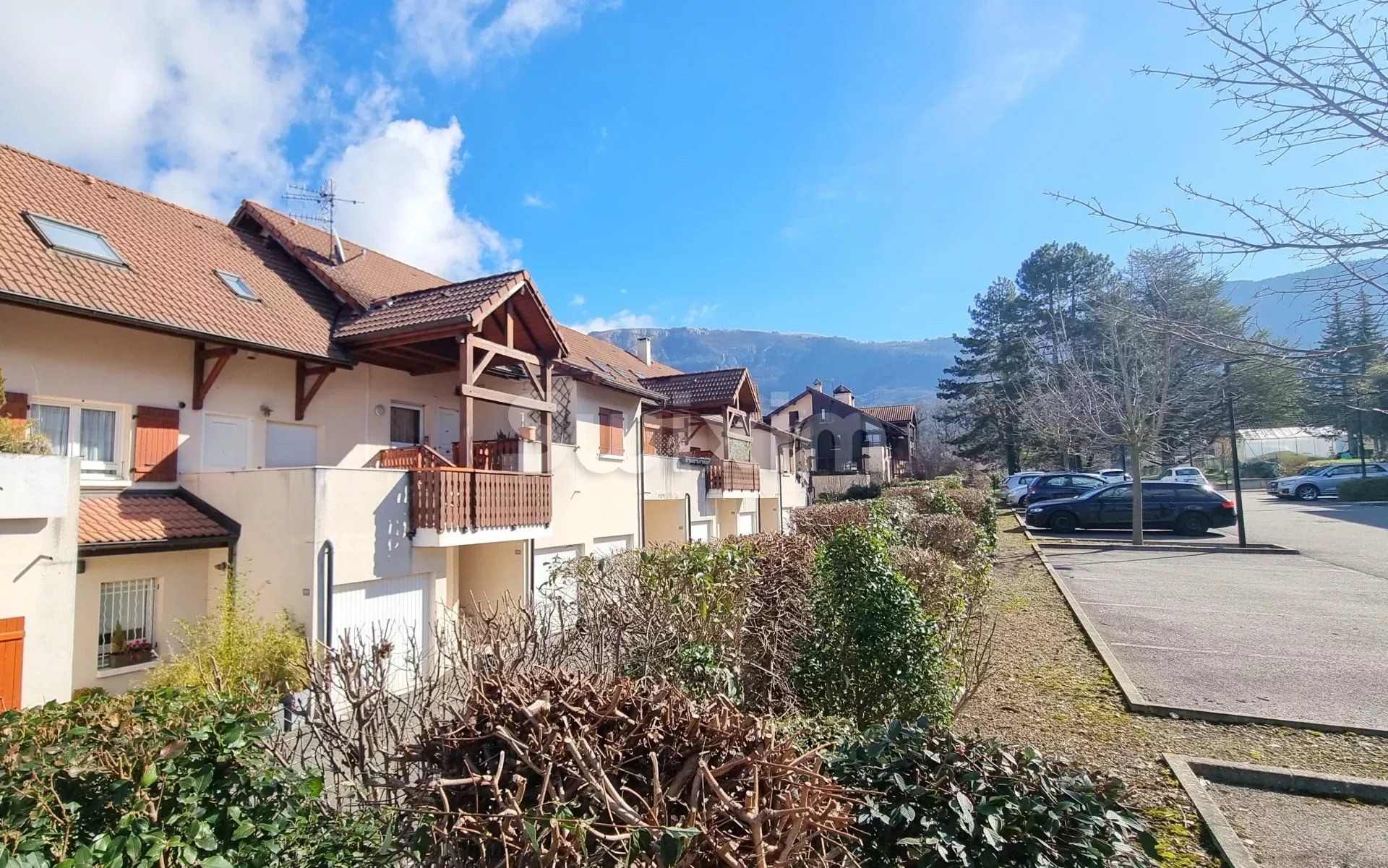 Condominium in Archamps, Haute-Savoie 12883675